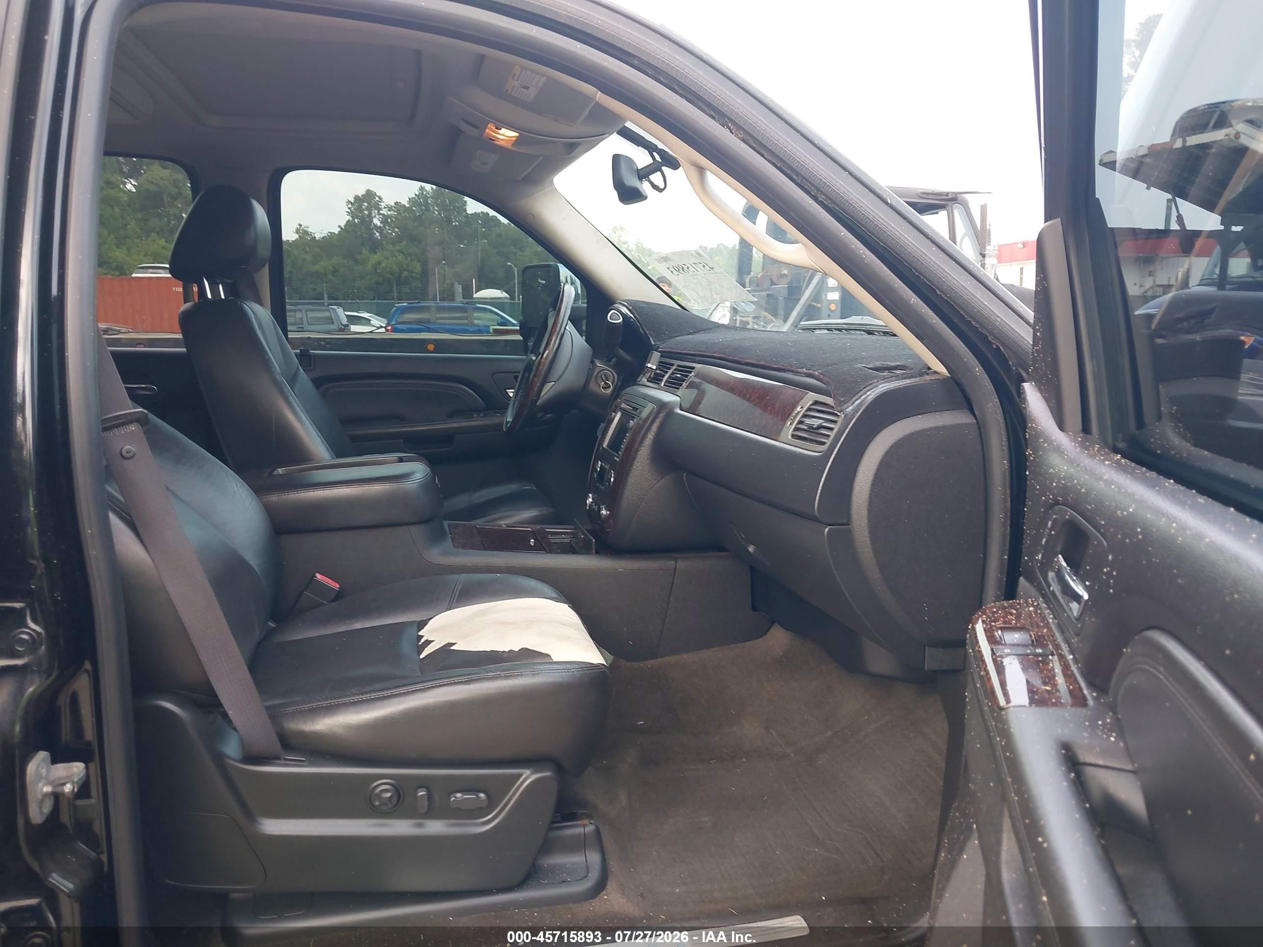 2010 Gmc Yukon Xl 1500 Denali Черный vin: 1GKUKMEF0AR117191