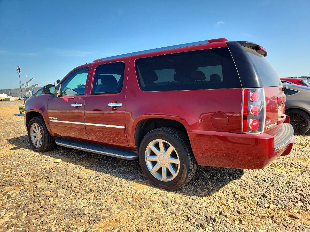 2010 Gmc Yukon Xl Denali Burgundy vin: 1GKUKMEF2AR151164
