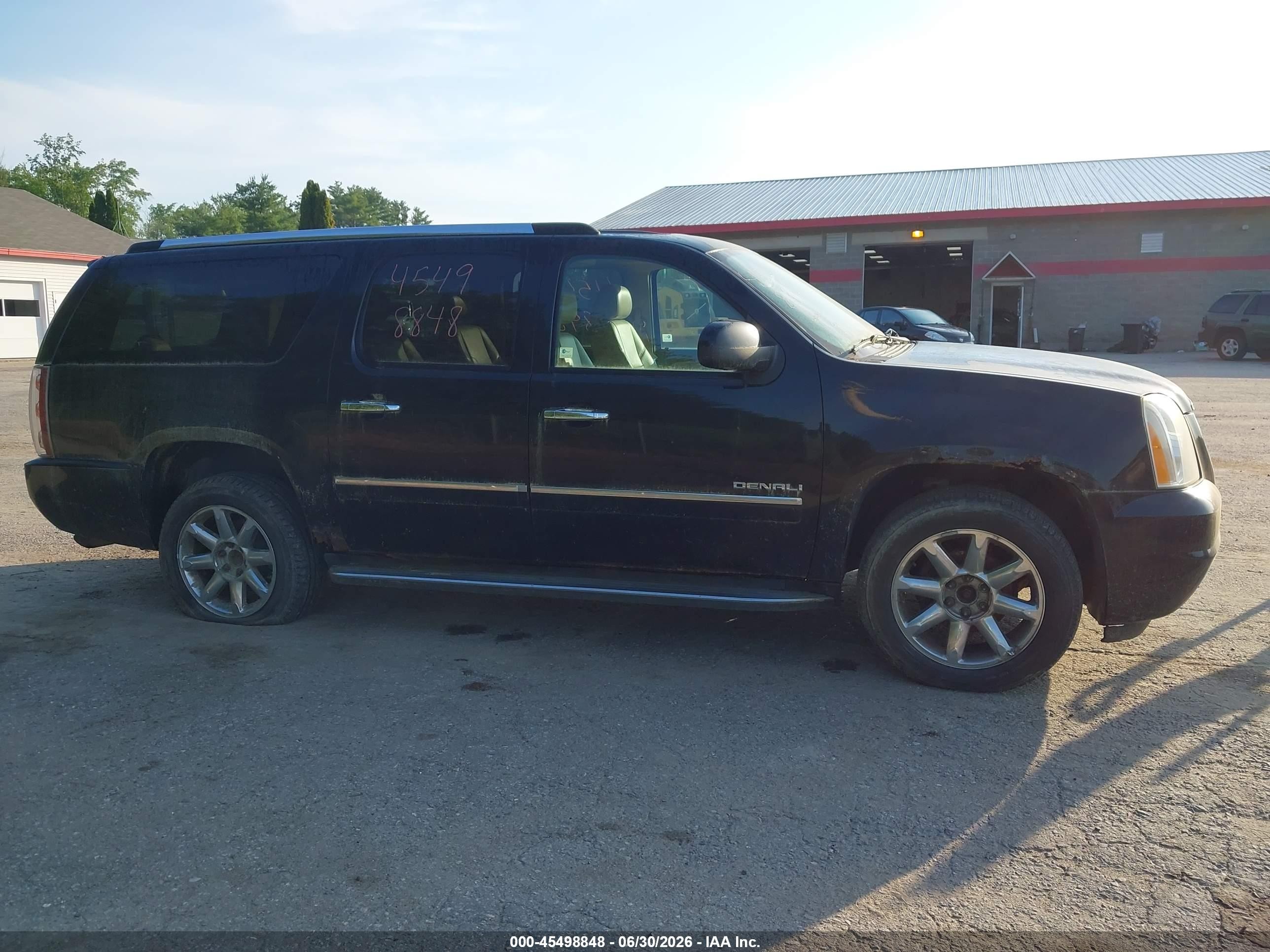 2010 Gmc Yukon Xl 1500 Denali Black vin: 1GKUKMEF2AR160429