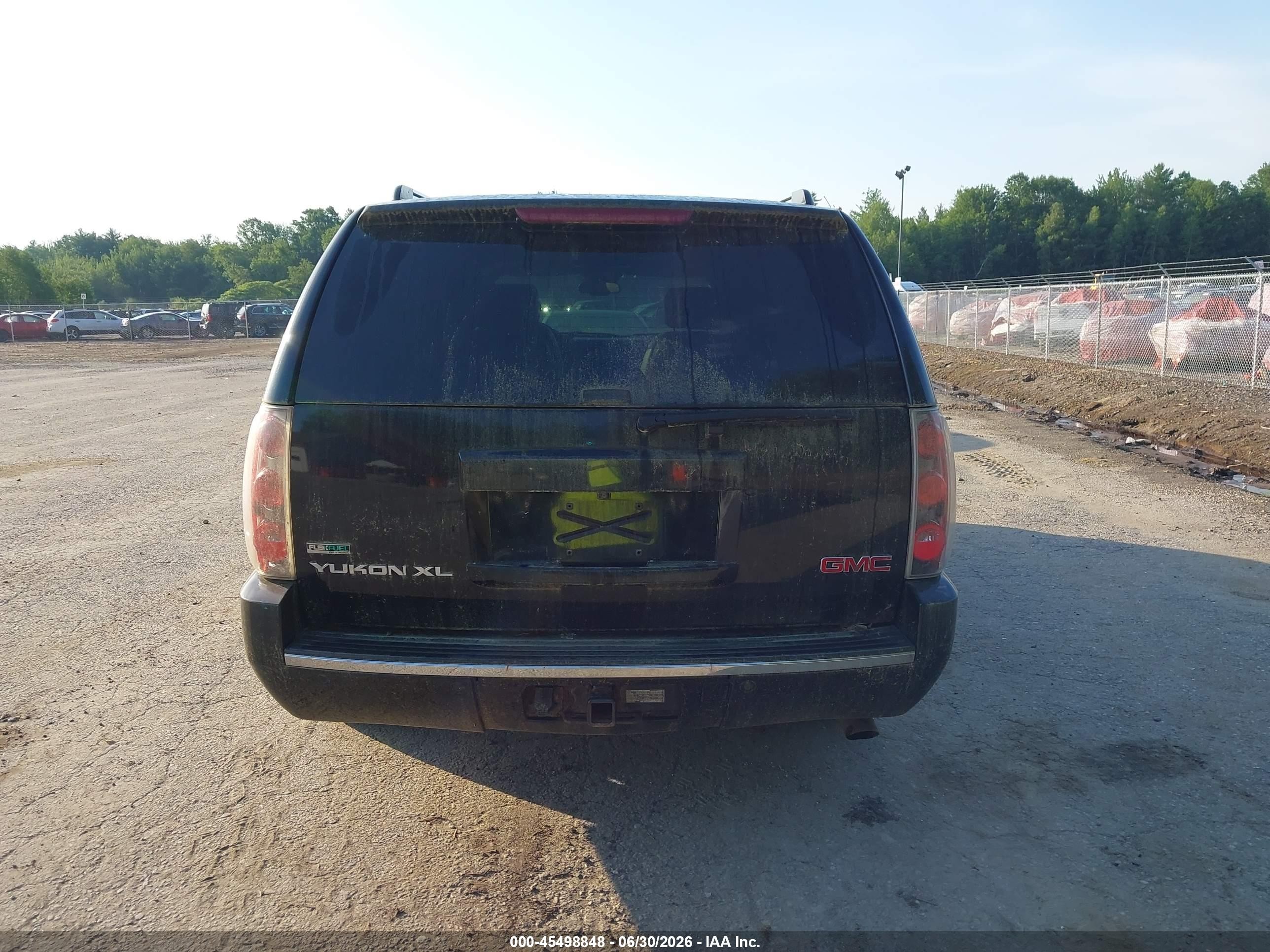 2010 Gmc Yukon Xl 1500 Denali Black vin: 1GKUKMEF2AR160429