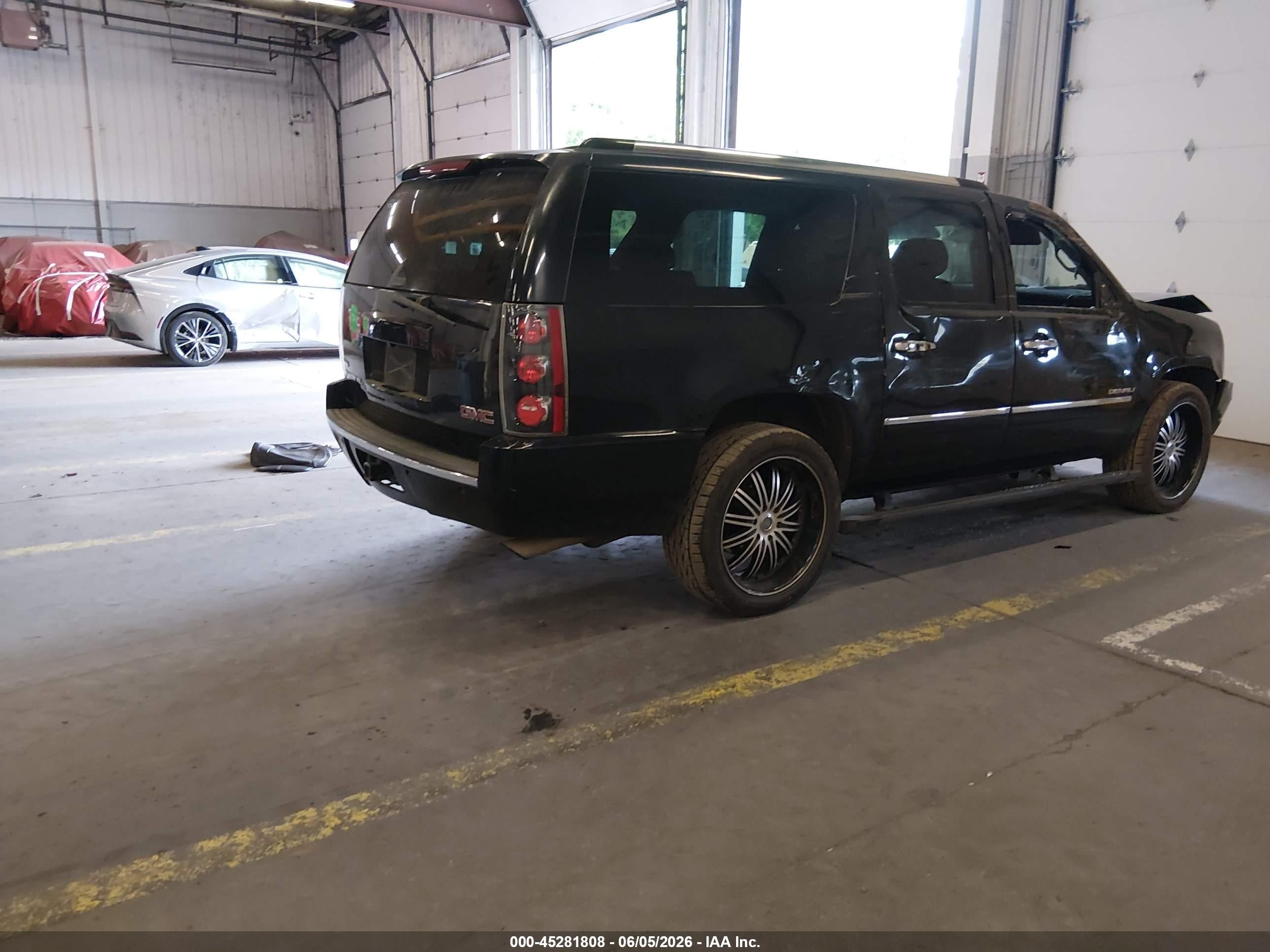 2010 Gmc Yukon Xl 1500 Denali Black vin: 1GKUKMEF2AR275063
