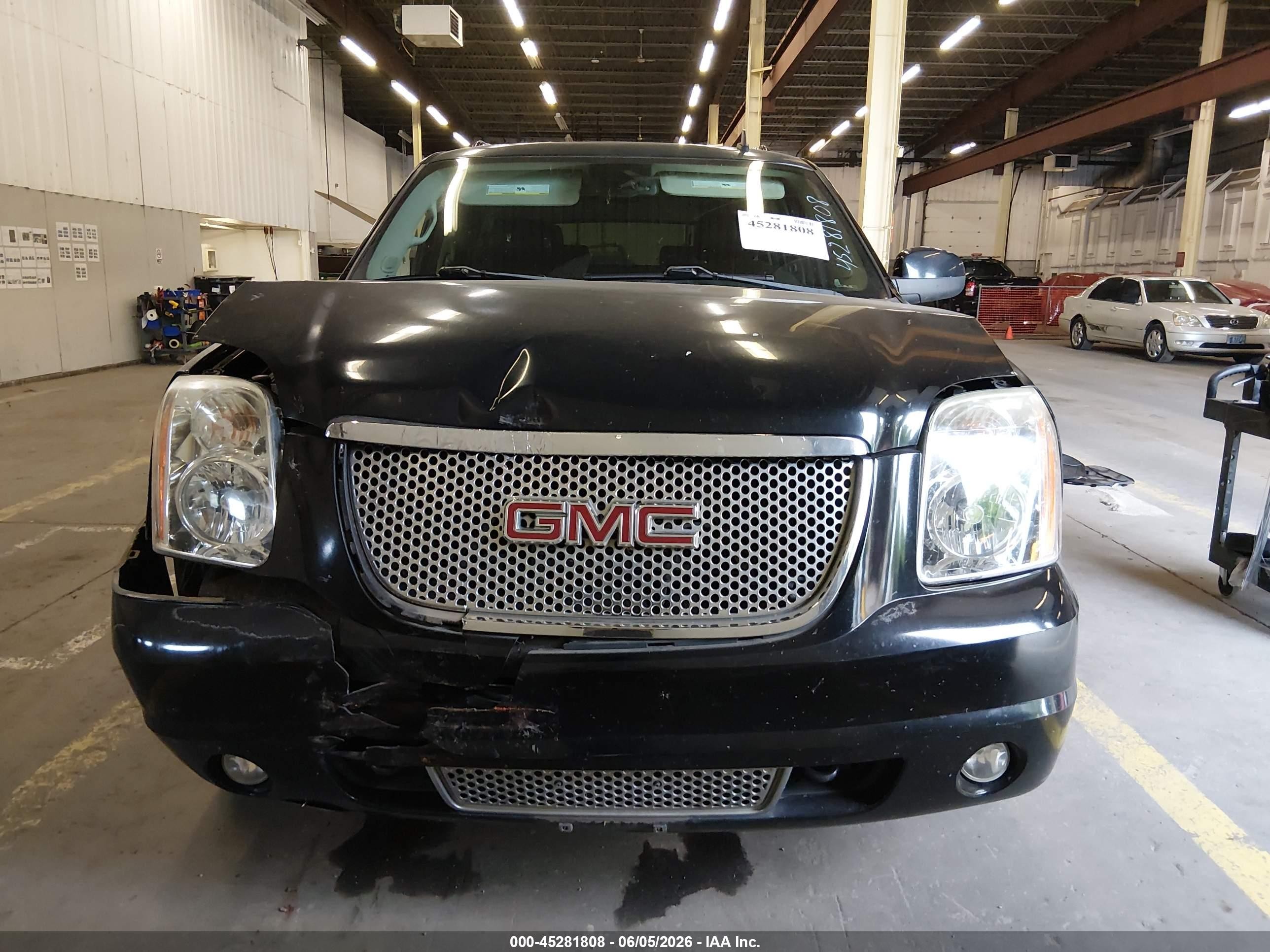 2010 Gmc Yukon Xl 1500 Denali Black vin: 1GKUKMEF2AR275063