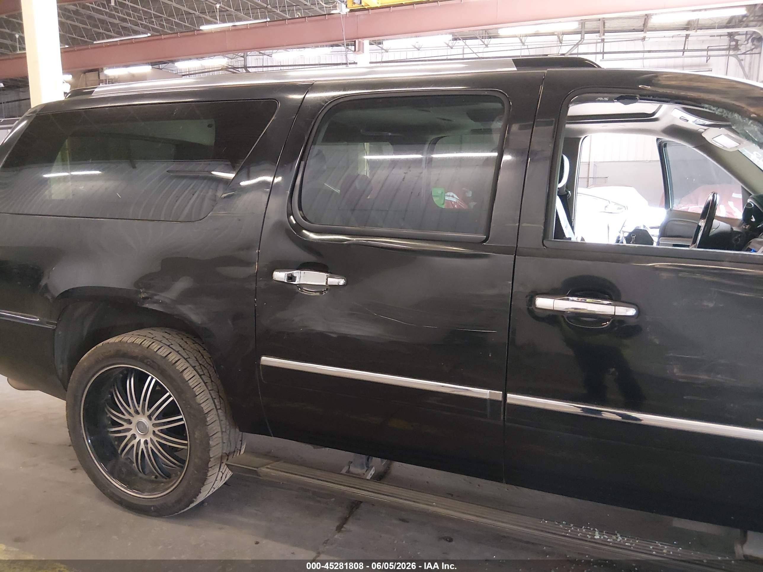 2010 Gmc Yukon Xl 1500 Denali Black vin: 1GKUKMEF2AR275063