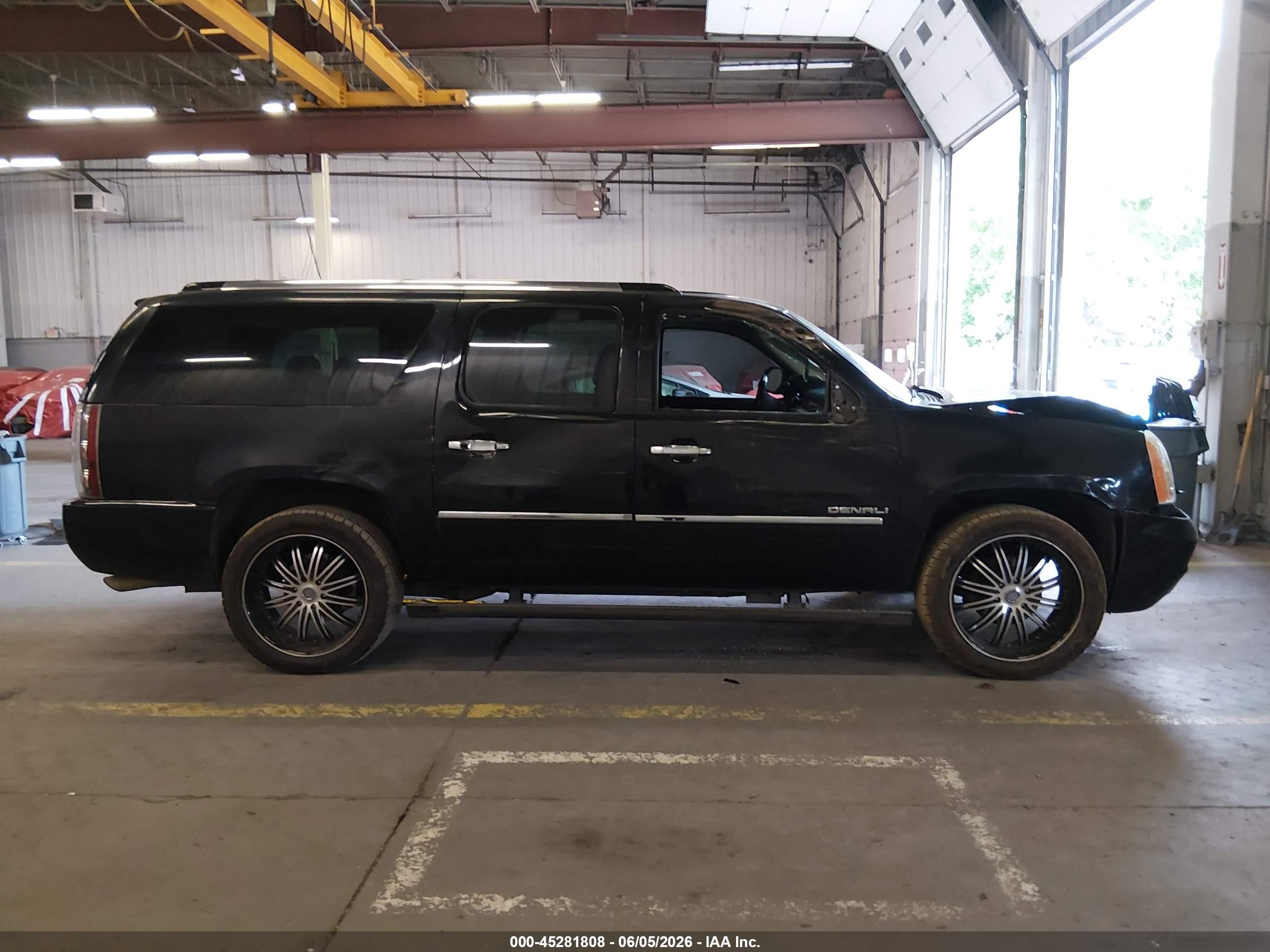 2010 Gmc Yukon Xl 1500 Denali Black vin: 1GKUKMEF2AR275063