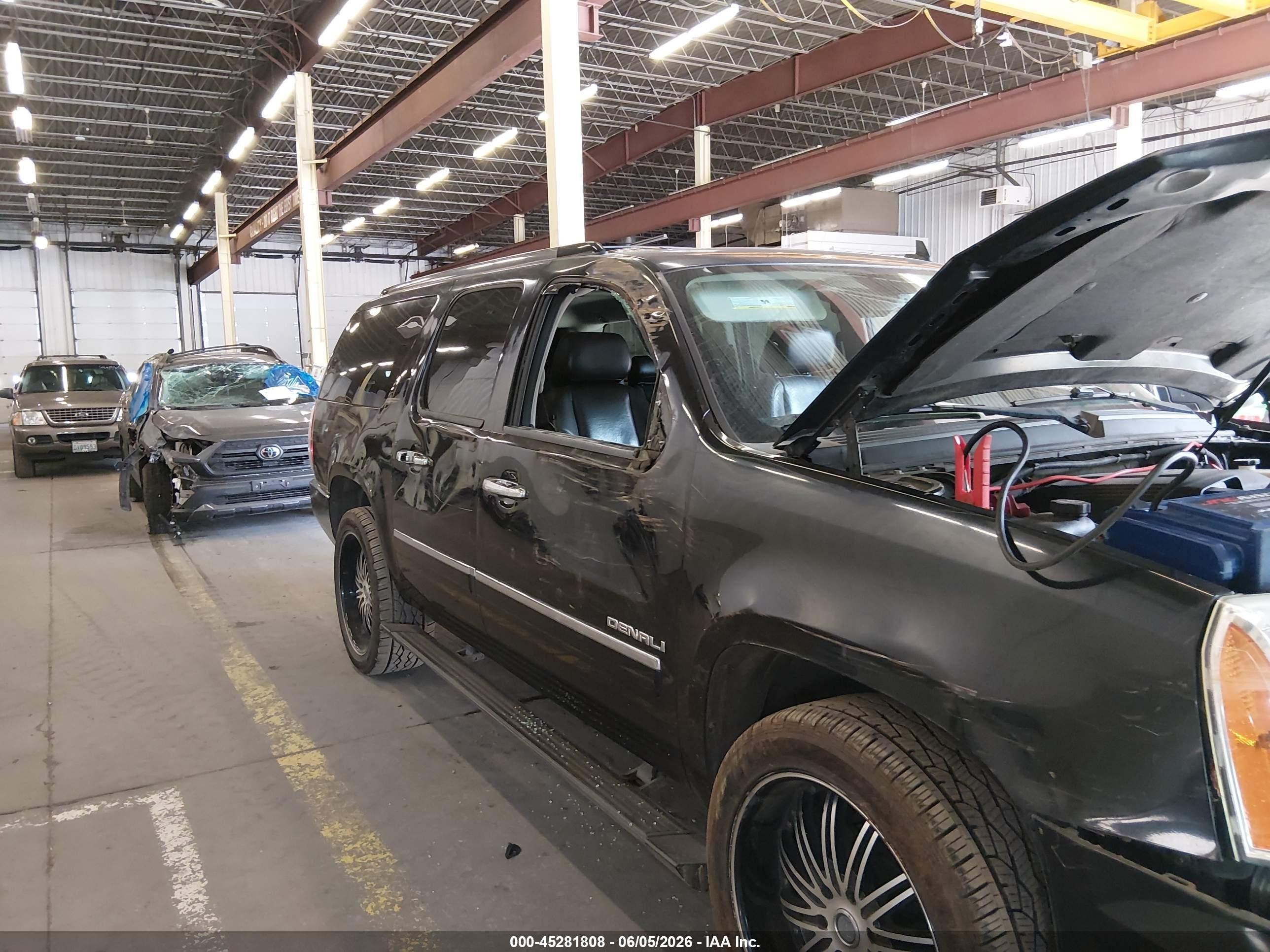 2010 Gmc Yukon Xl 1500 Denali Black vin: 1GKUKMEF2AR275063