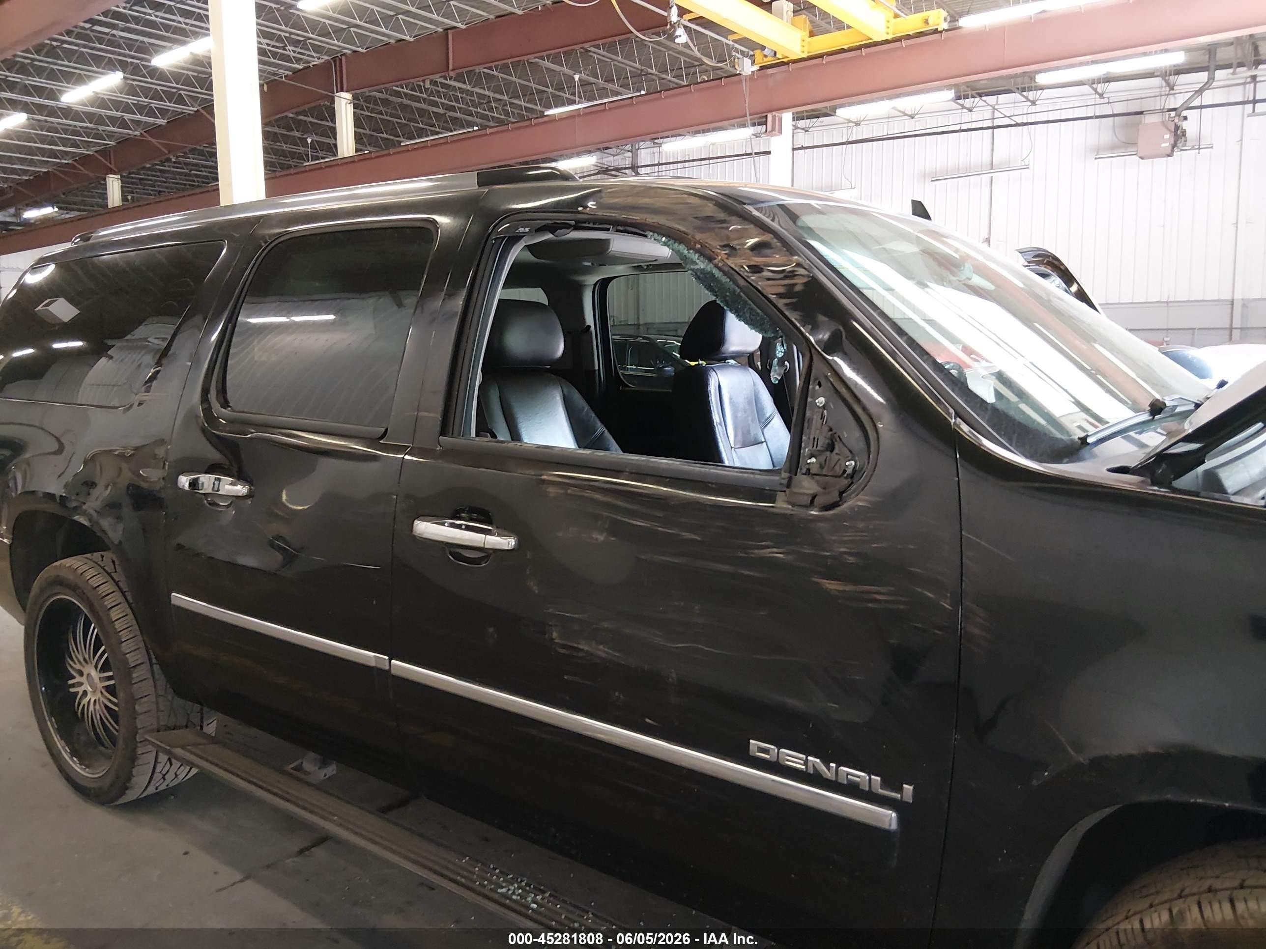 2010 Gmc Yukon Xl 1500 Denali Black vin: 1GKUKMEF2AR275063