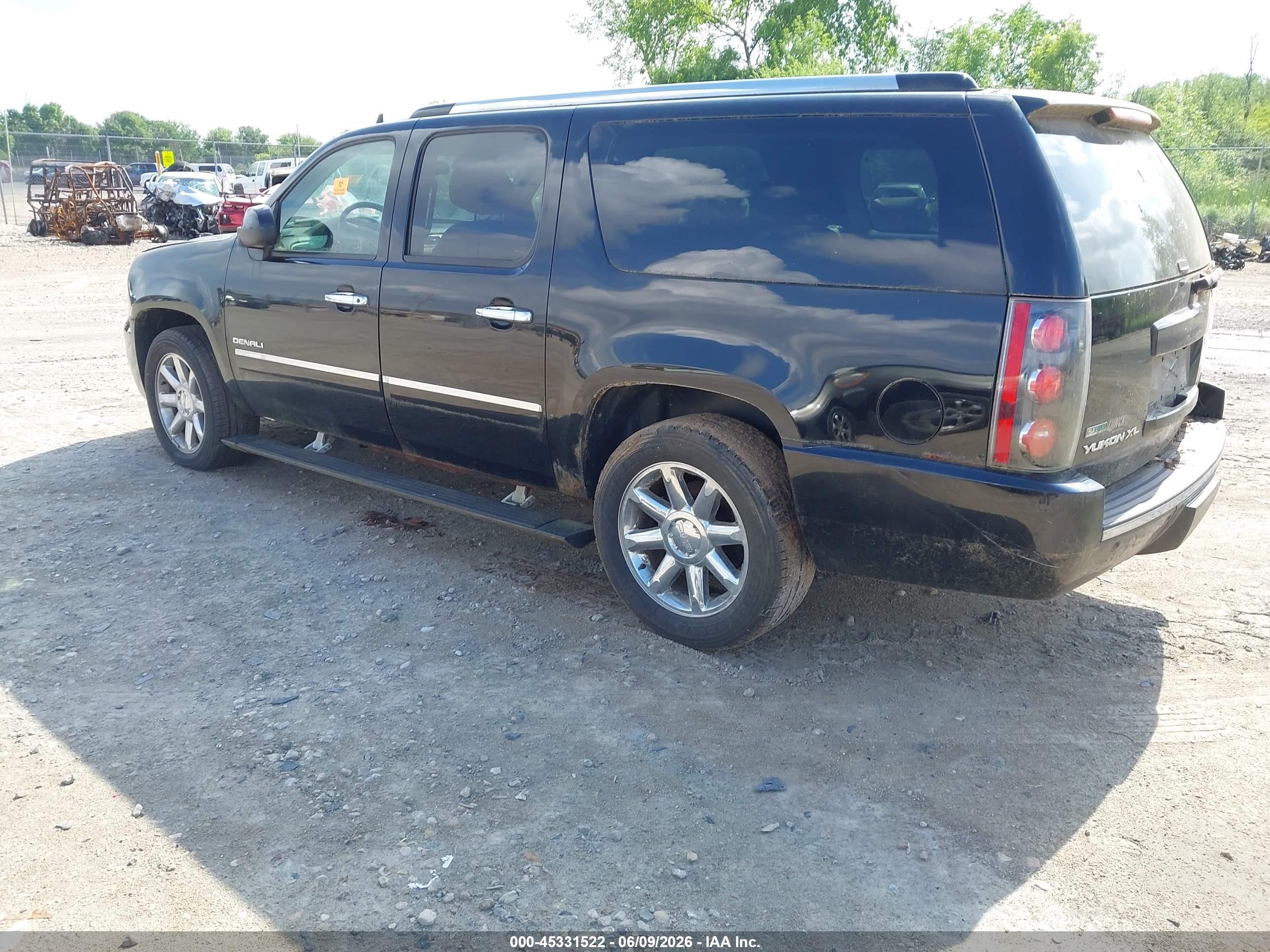 2010 Gmc Yukon Xl 1500 Denali Black vin: 1GKUKMEF4AR218198