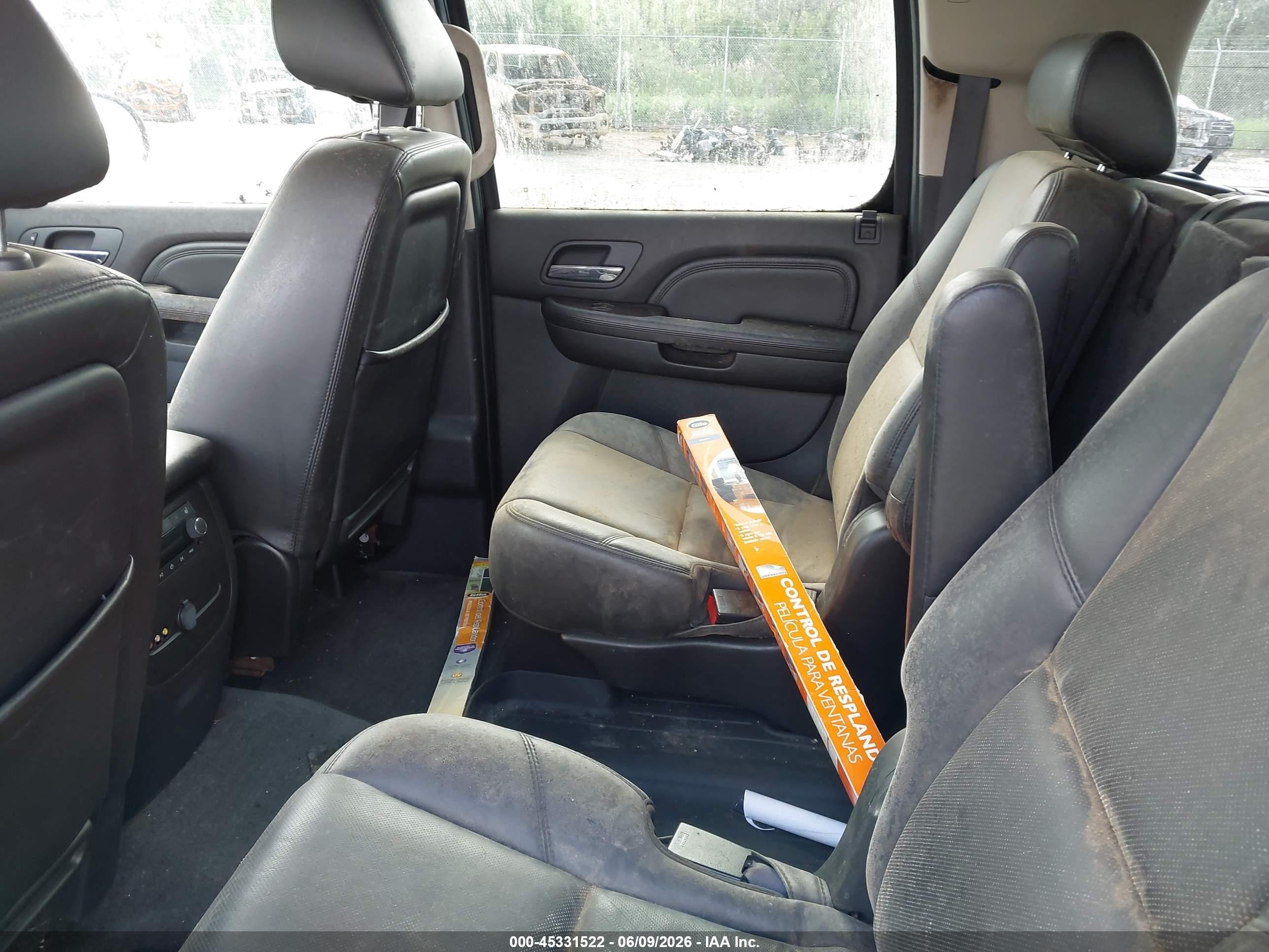 2010 Gmc Yukon Xl 1500 Denali Black vin: 1GKUKMEF4AR218198