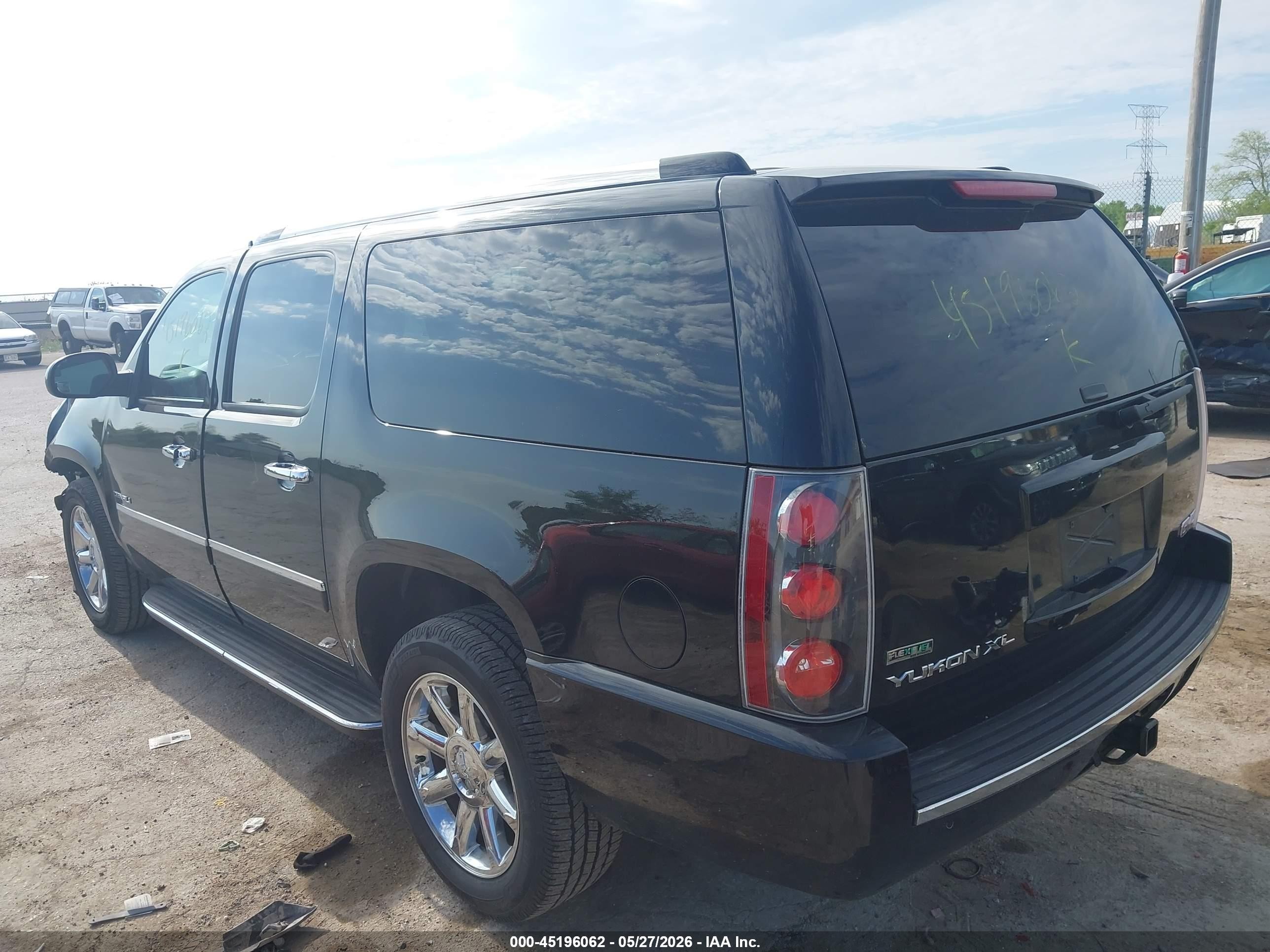 2010 Gmc Yukon Xl 1500 Denali Black vin: 1GKUKMEF5AR275249
