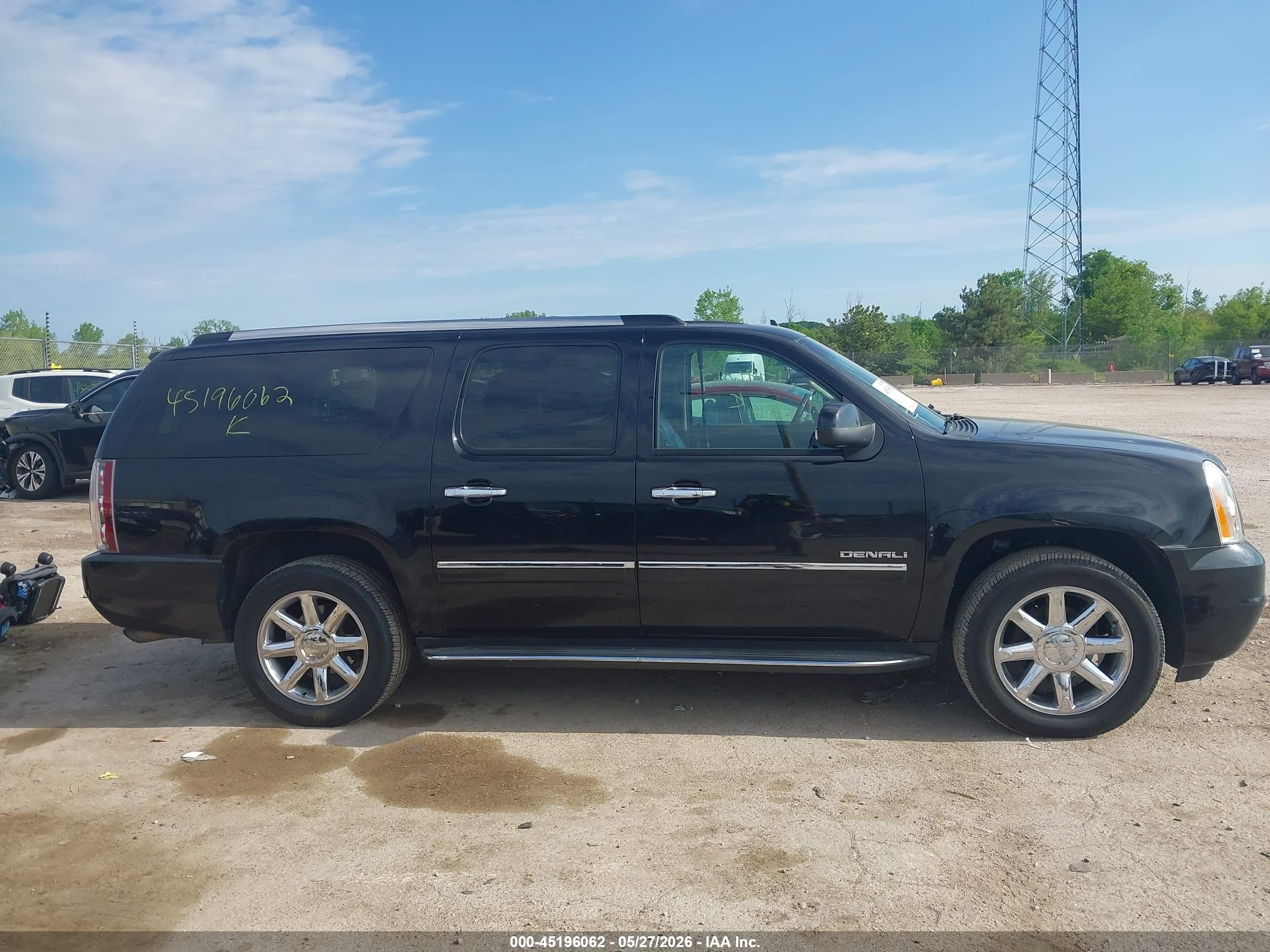 2010 Gmc Yukon Xl 1500 Denali Black vin: 1GKUKMEF5AR275249