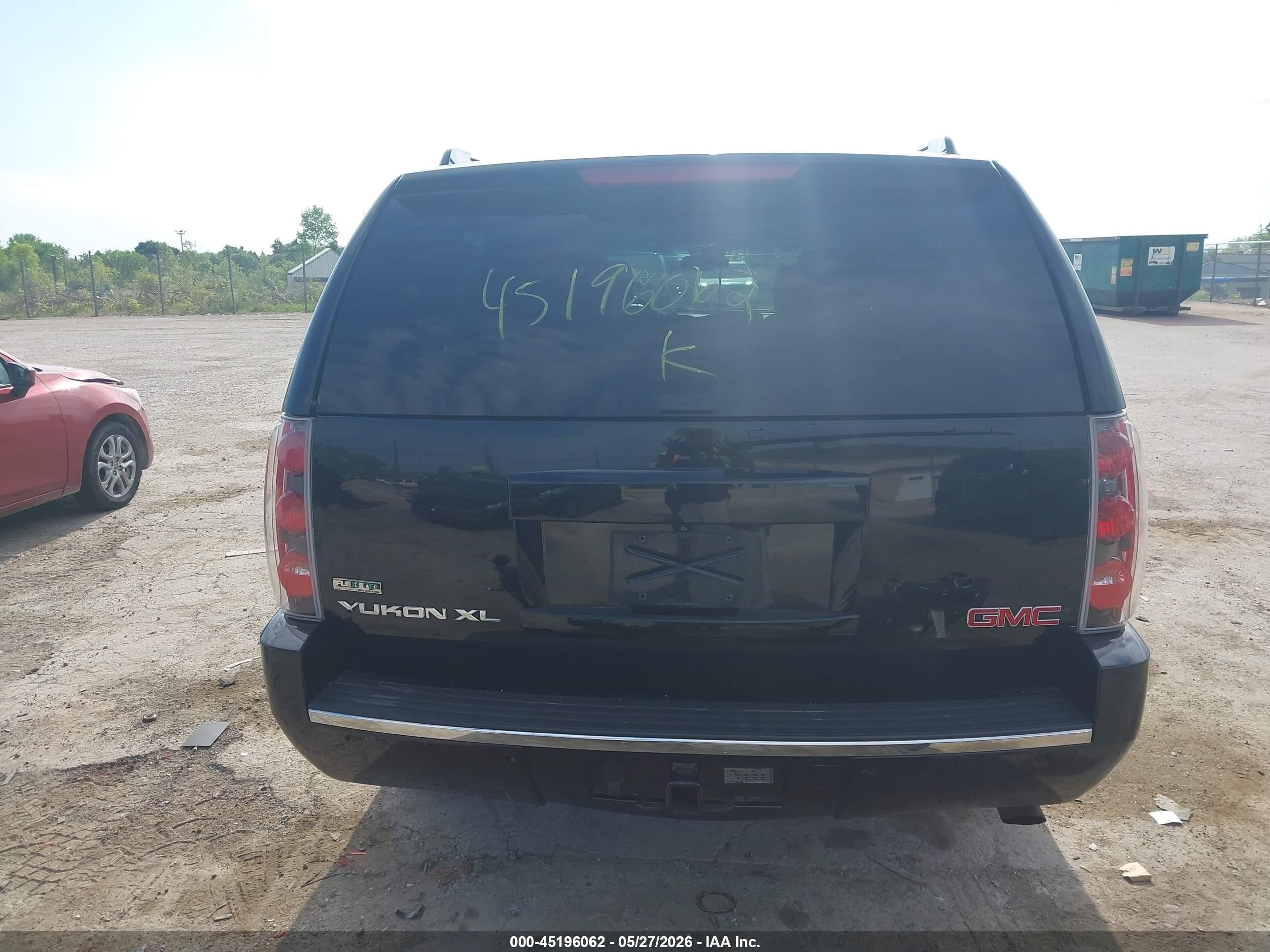 2010 Gmc Yukon Xl 1500 Denali Black vin: 1GKUKMEF5AR275249