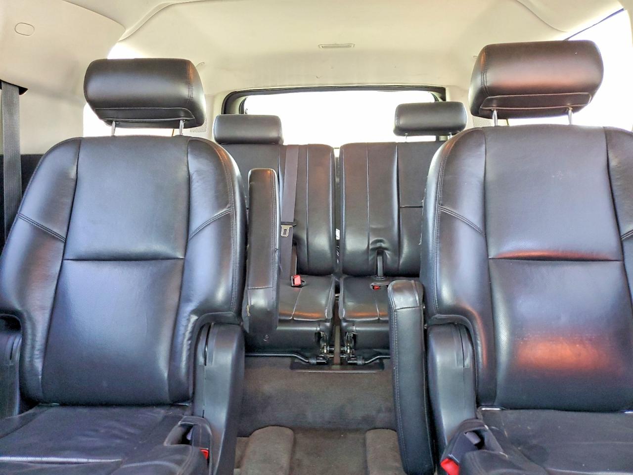2010 Gmc Yukon Xl Denali Black vin: 1GKUKMEF7AR122369
