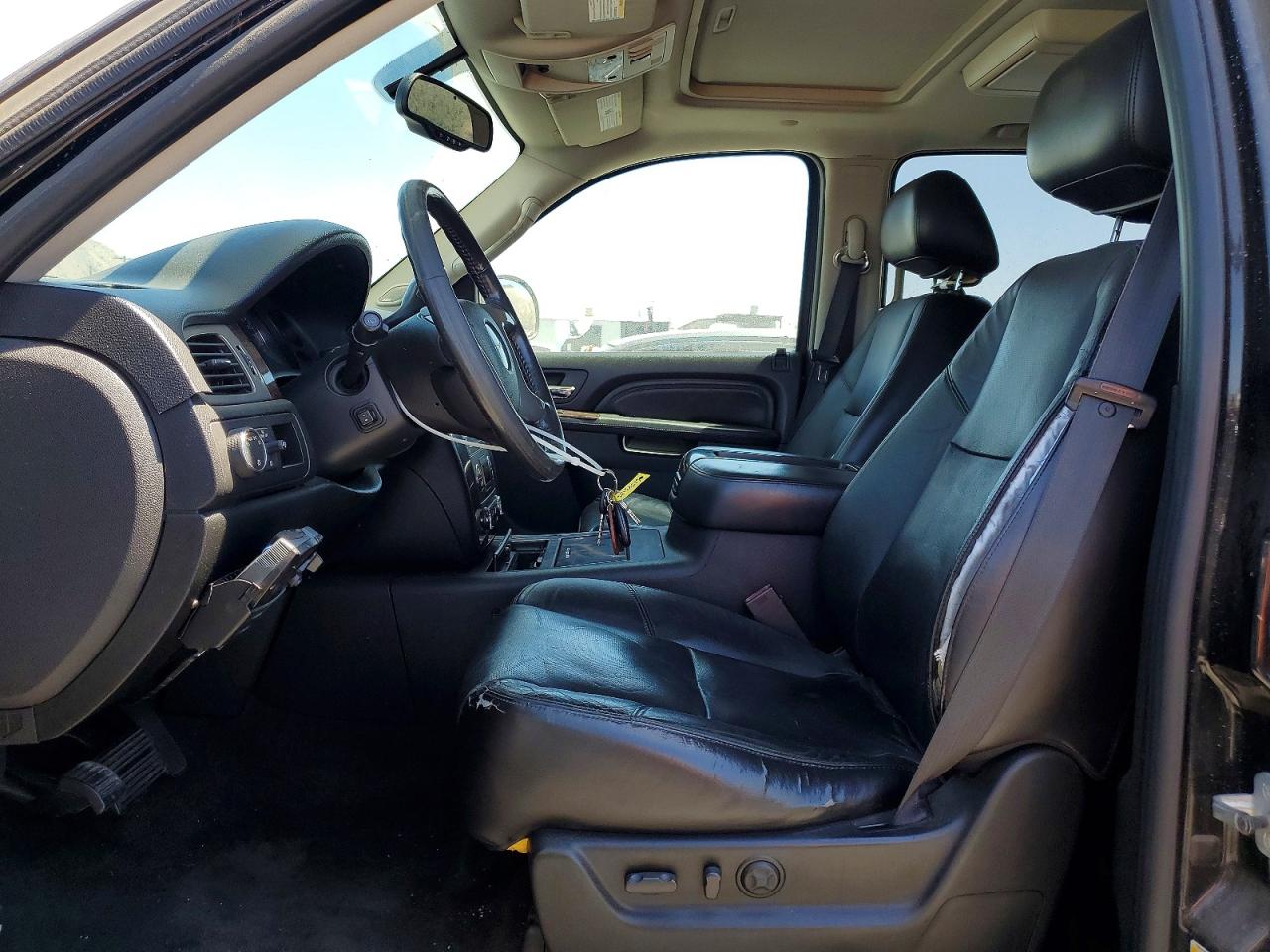 2010 Gmc Yukon Xl Denali Black vin: 1GKUKMEF7AR122369