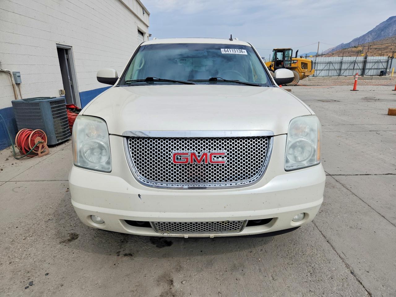 2010 Gmc Yukon Xl Denali Beige vin: 1GKUKMEF7AR147837
