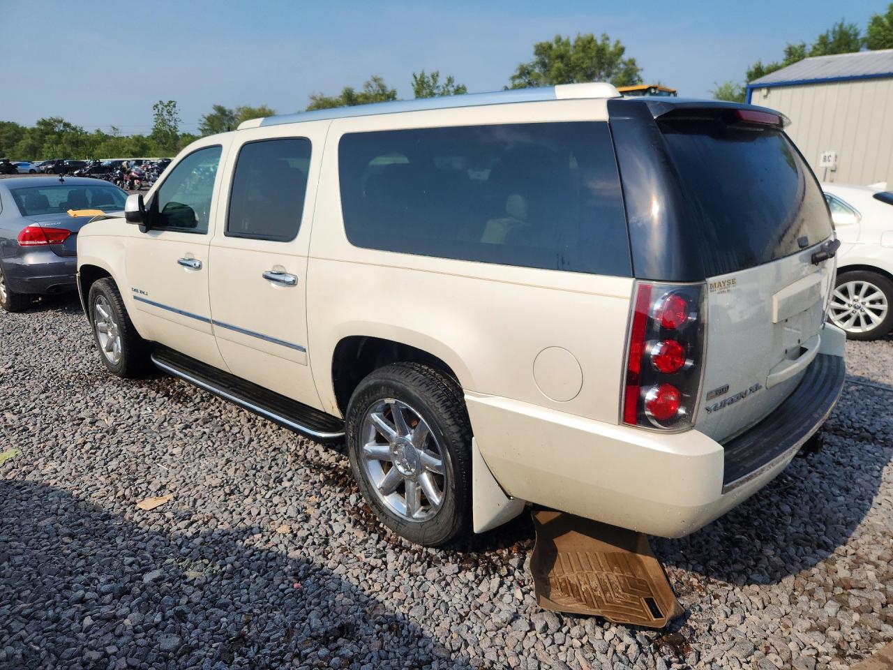 2010 Gmc Yukon Xl Denali Beige vin: 1GKUKMEF7AR224867