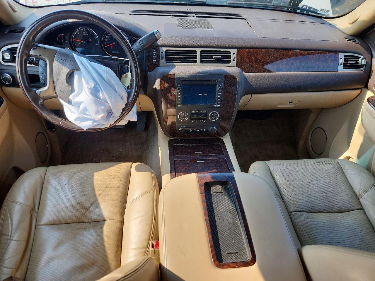 2010 Gmc Yukon Xl Denali Beige vin: 1GKUKMEF7AR224867