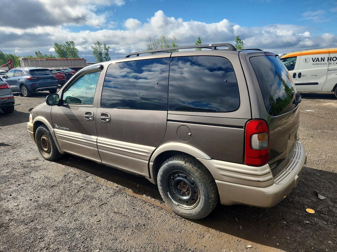 2003 Pontiac Montana Коричневый vin: 1GMDU03E23D237627