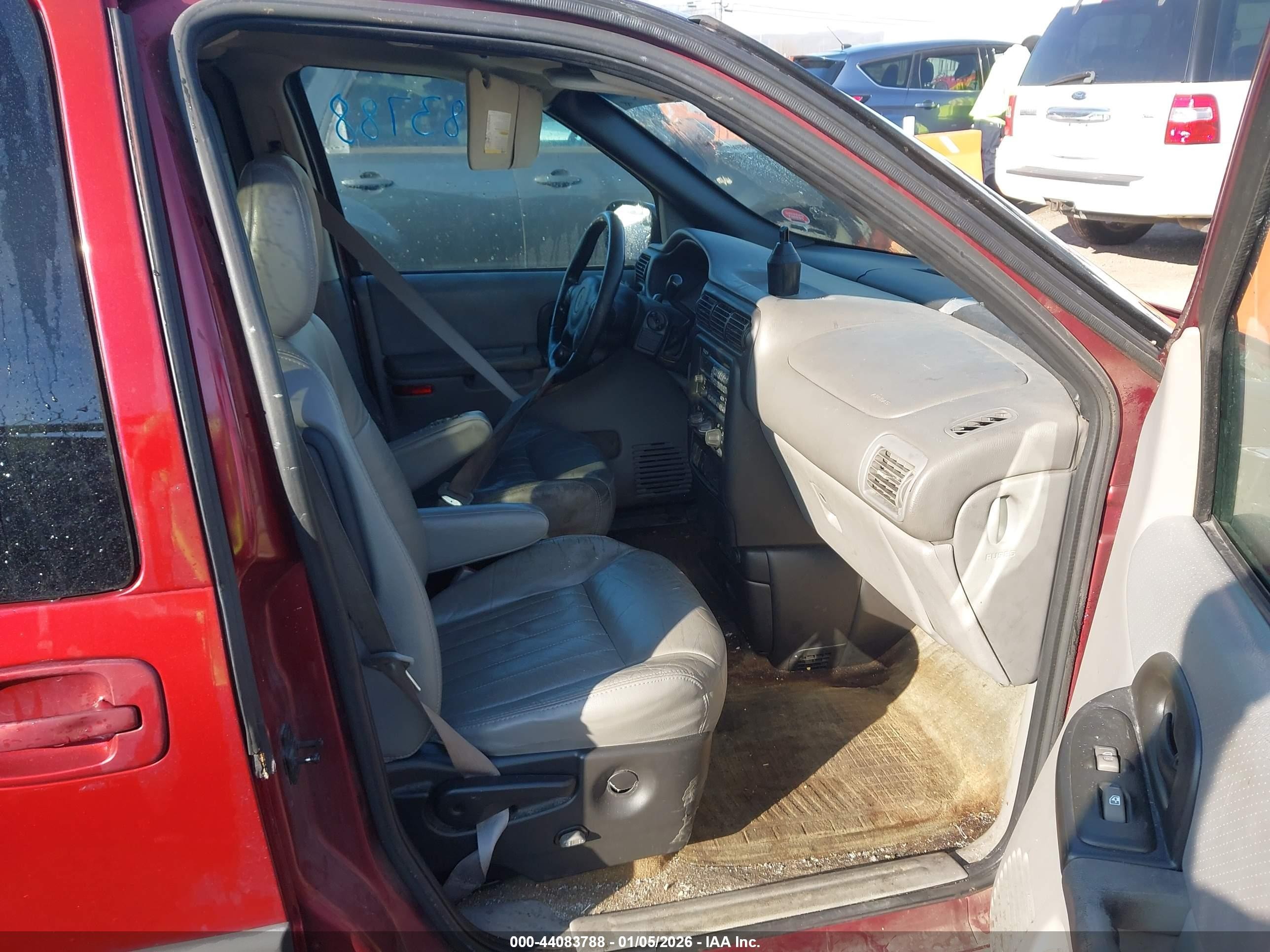 2002 Pontiac Montana N16 Burgundy vin: 1GMDU03EX2D123955