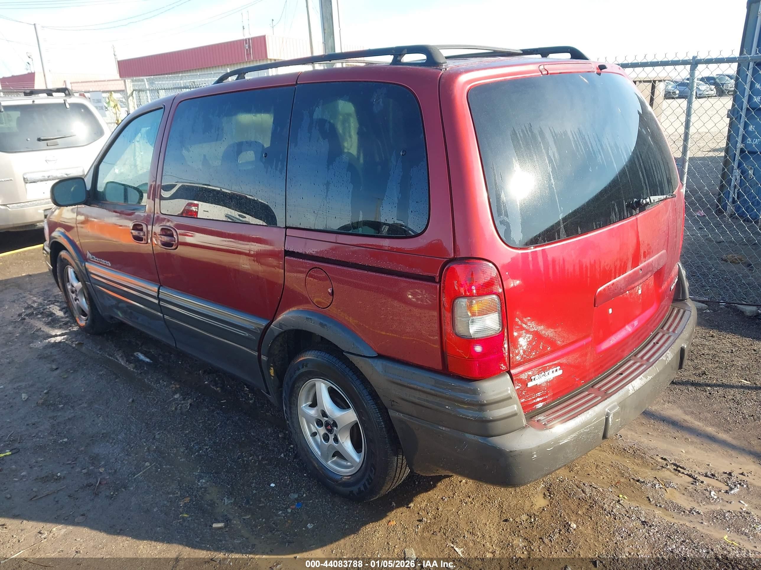2002 Pontiac Montana N16 Burgundy vin: 1GMDU03EX2D123955