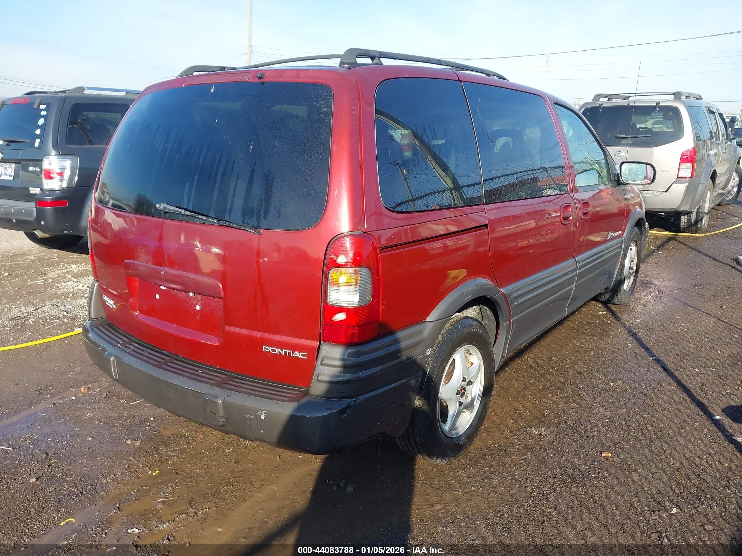 2002 Pontiac Montana N16 Burgundy vin: 1GMDU03EX2D123955