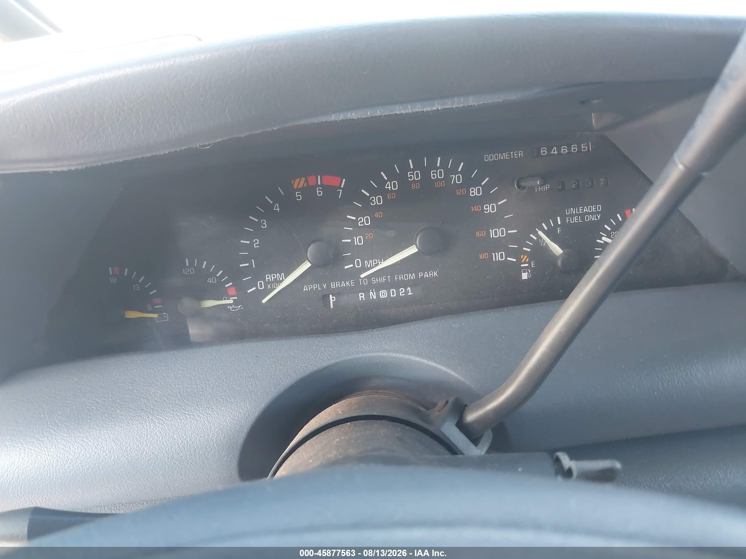 1995 Pontiac Trans Sport   White vin: 1GMDU06L7ST201611