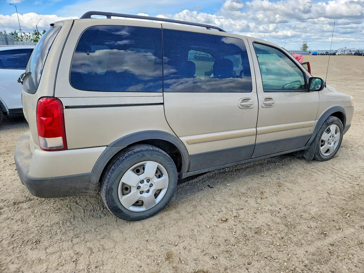 2007 Pontiac Montana Gold vin: 1GMDU231X7D186733