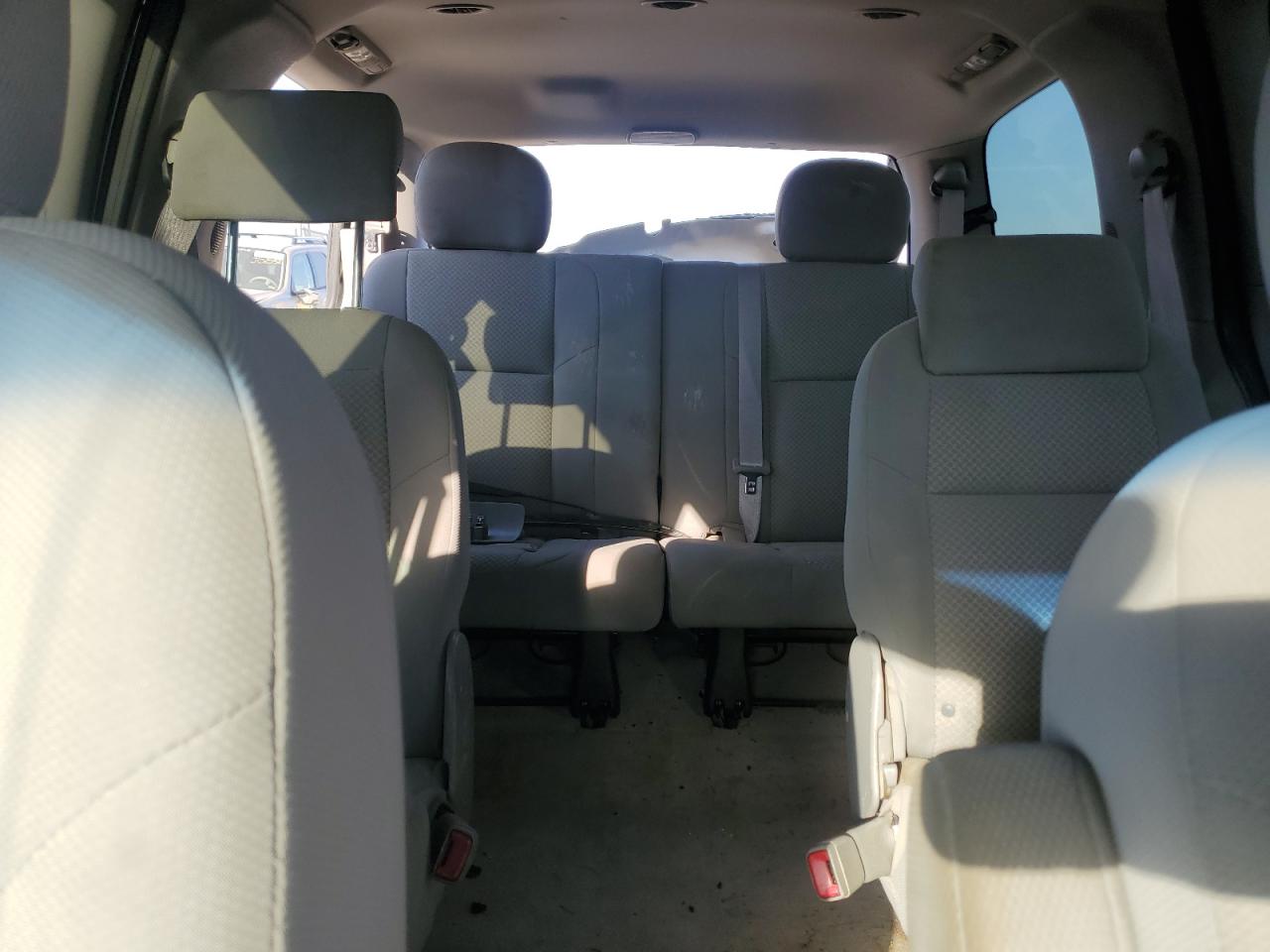 2005 Pontiac Montana Sv6 Серебряный vin: 1GMDV03L05D154616