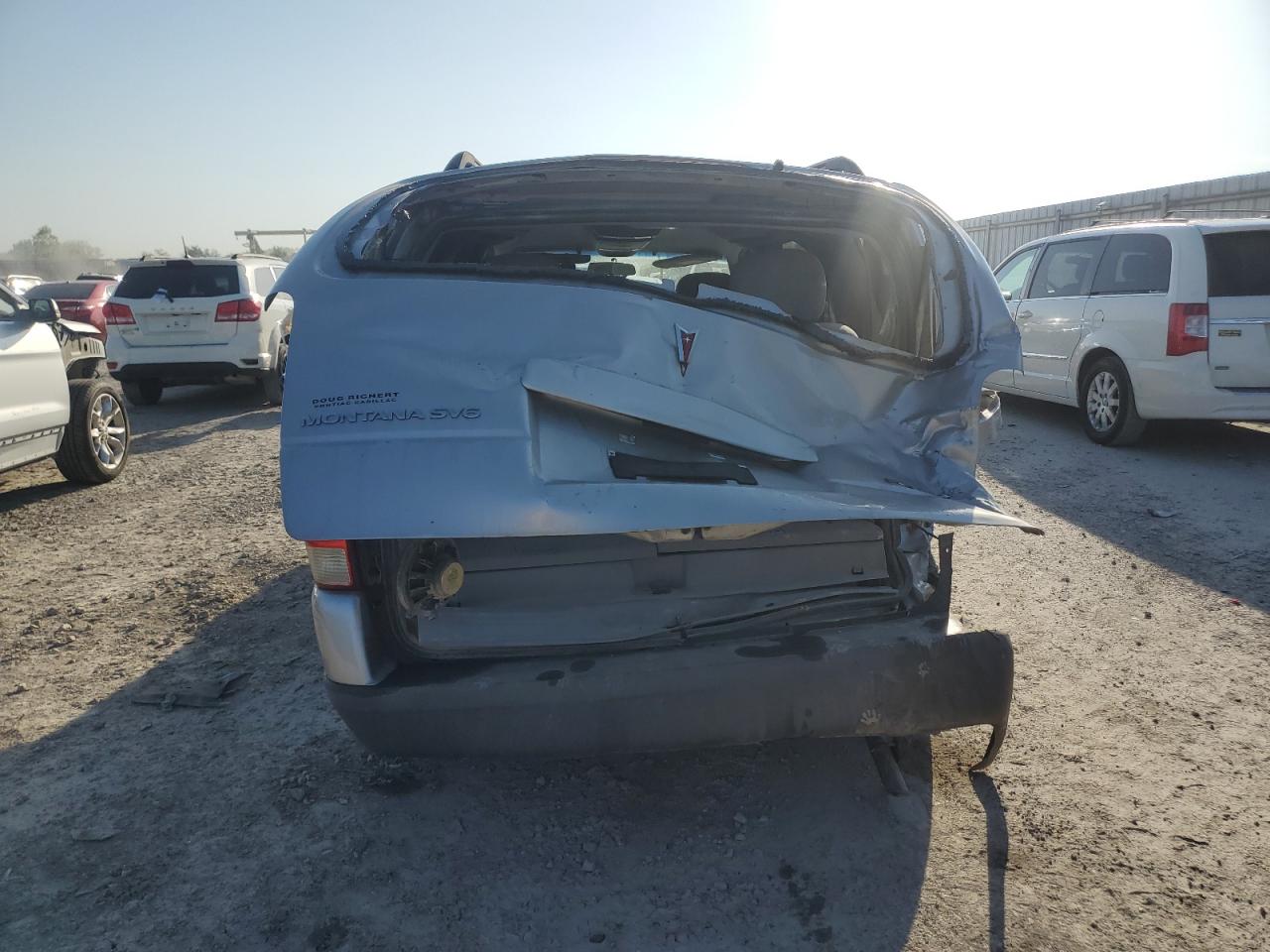 2005 Pontiac Montana Sv6 Серебряный vin: 1GMDV03L05D154616