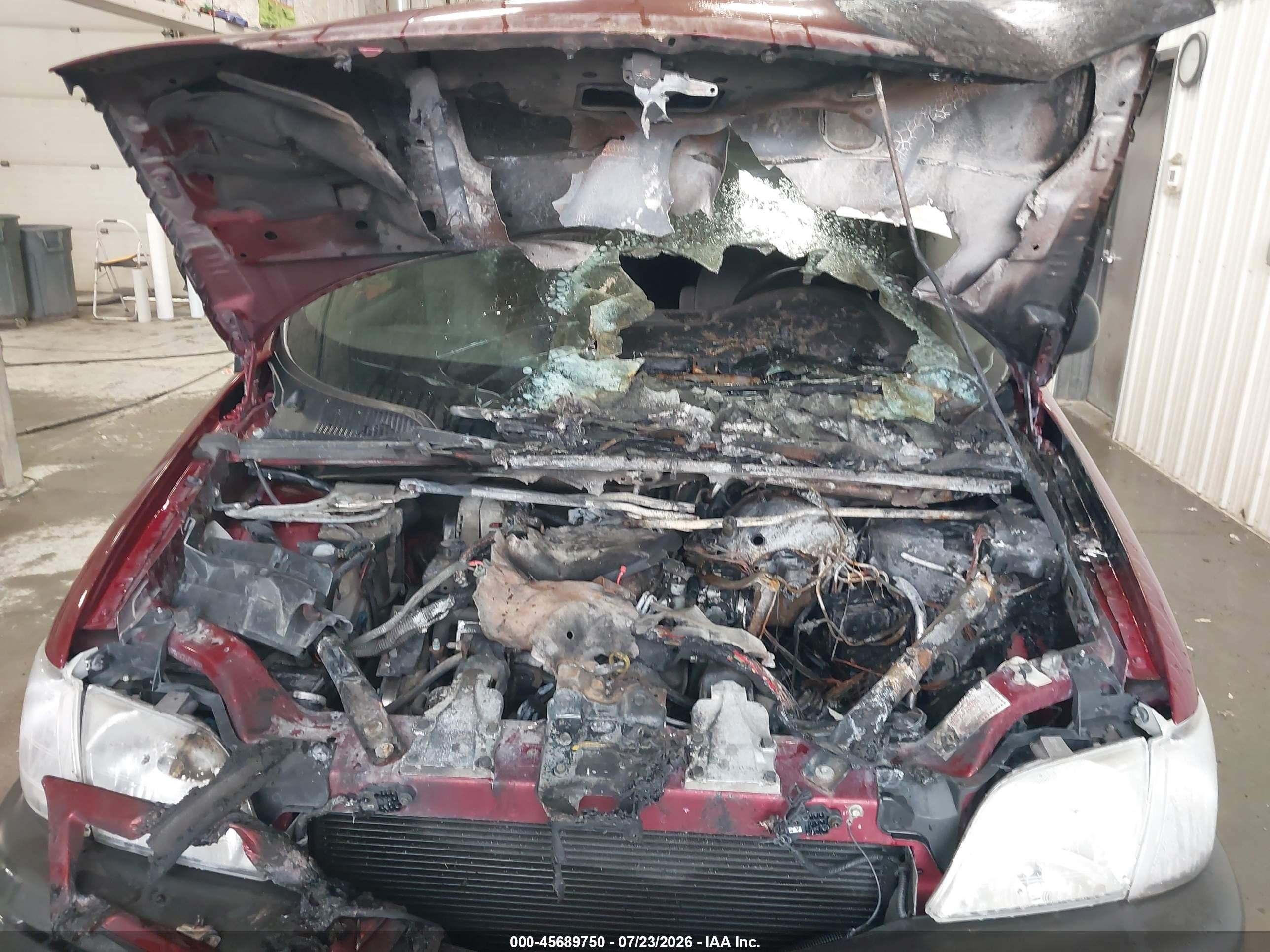 2003 Pontiac Montana T16 W/1sy Pkg Темно-бордовый vin: 1GMDV13E83D197072