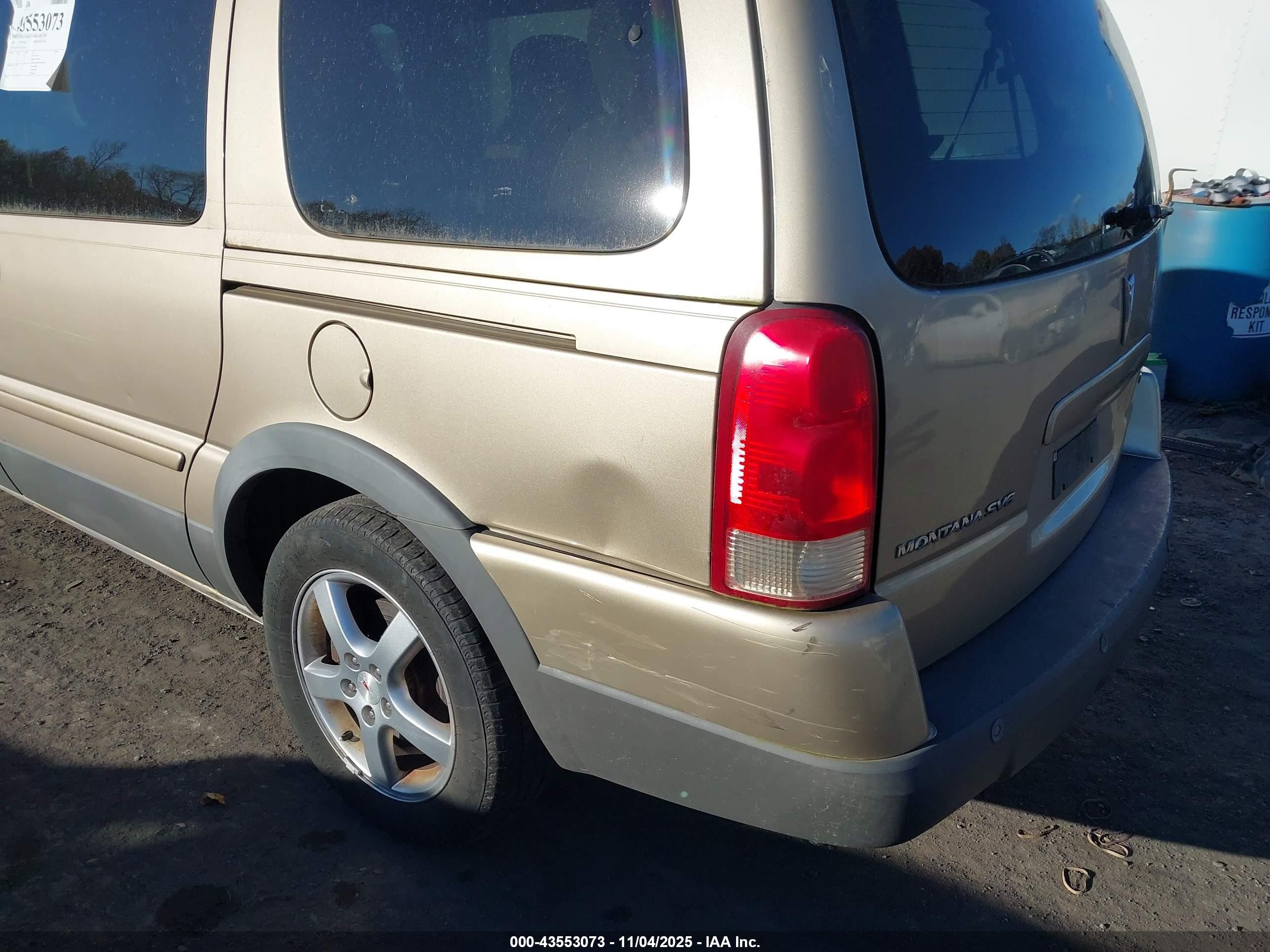 2005 Pontiac Montana Sv6 Fwd Gold vin: 1GMDV33L05D225539