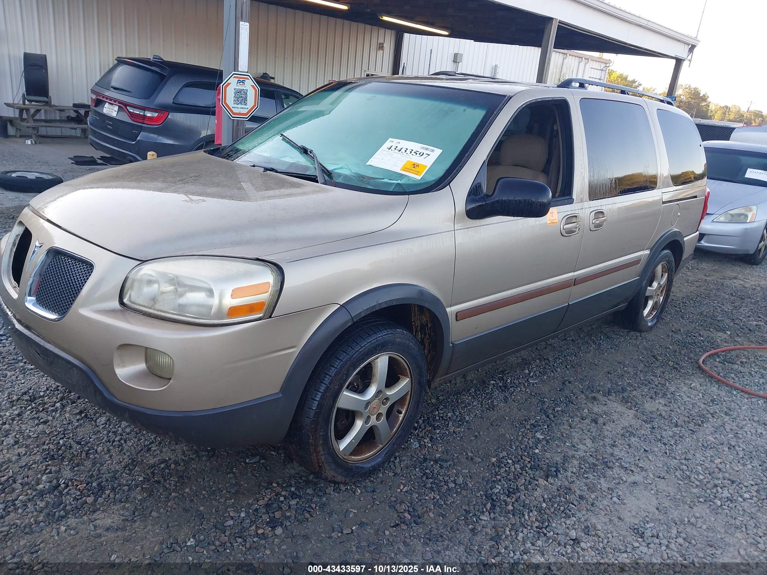 2005 Pontiac Montana Sv6 Fwd Желто-коричневый vin: 1GMDV33L05D290973