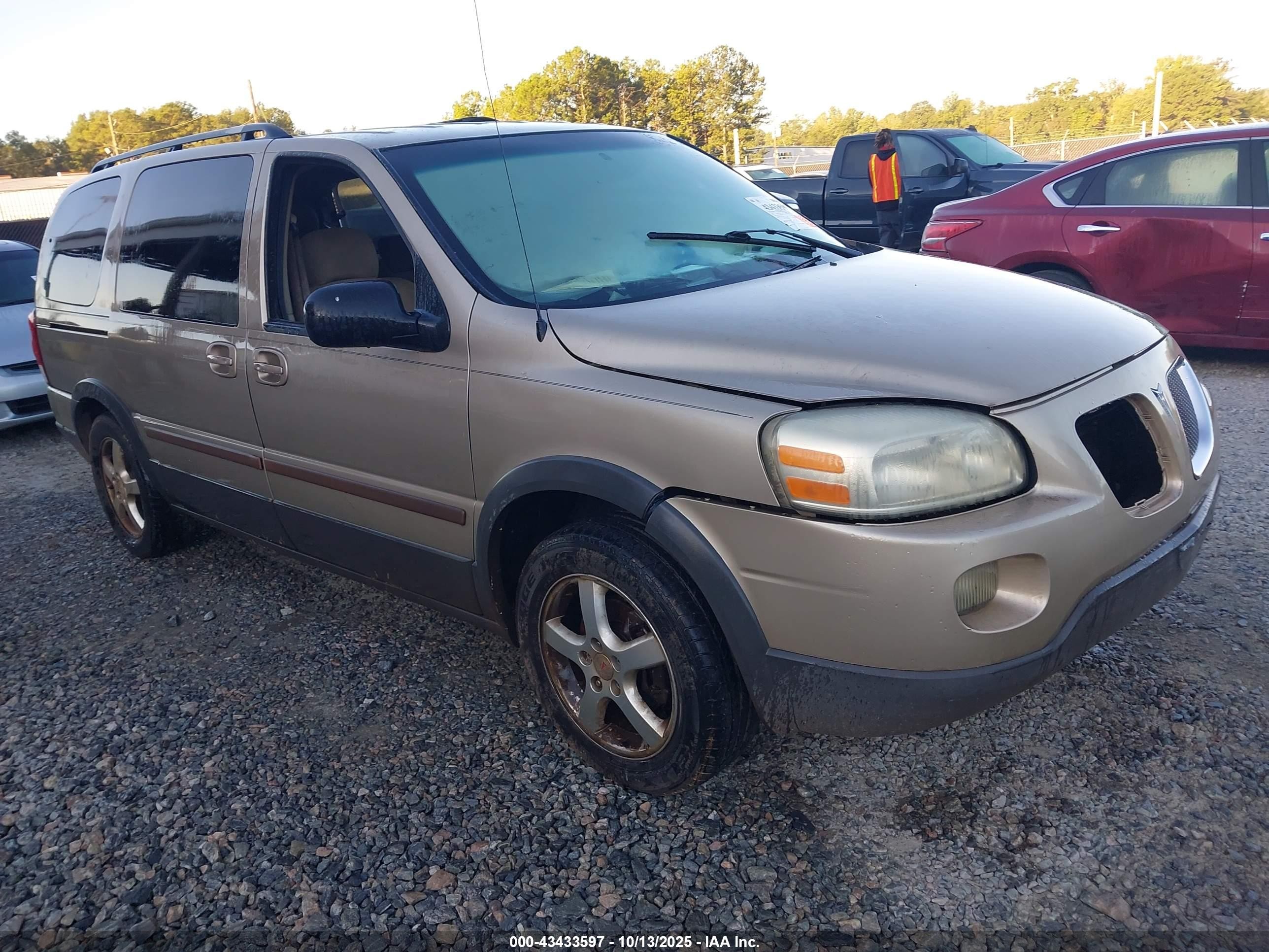 2005 Pontiac Montana Sv6 Fwd Желто-коричневый vin: 1GMDV33L05D290973