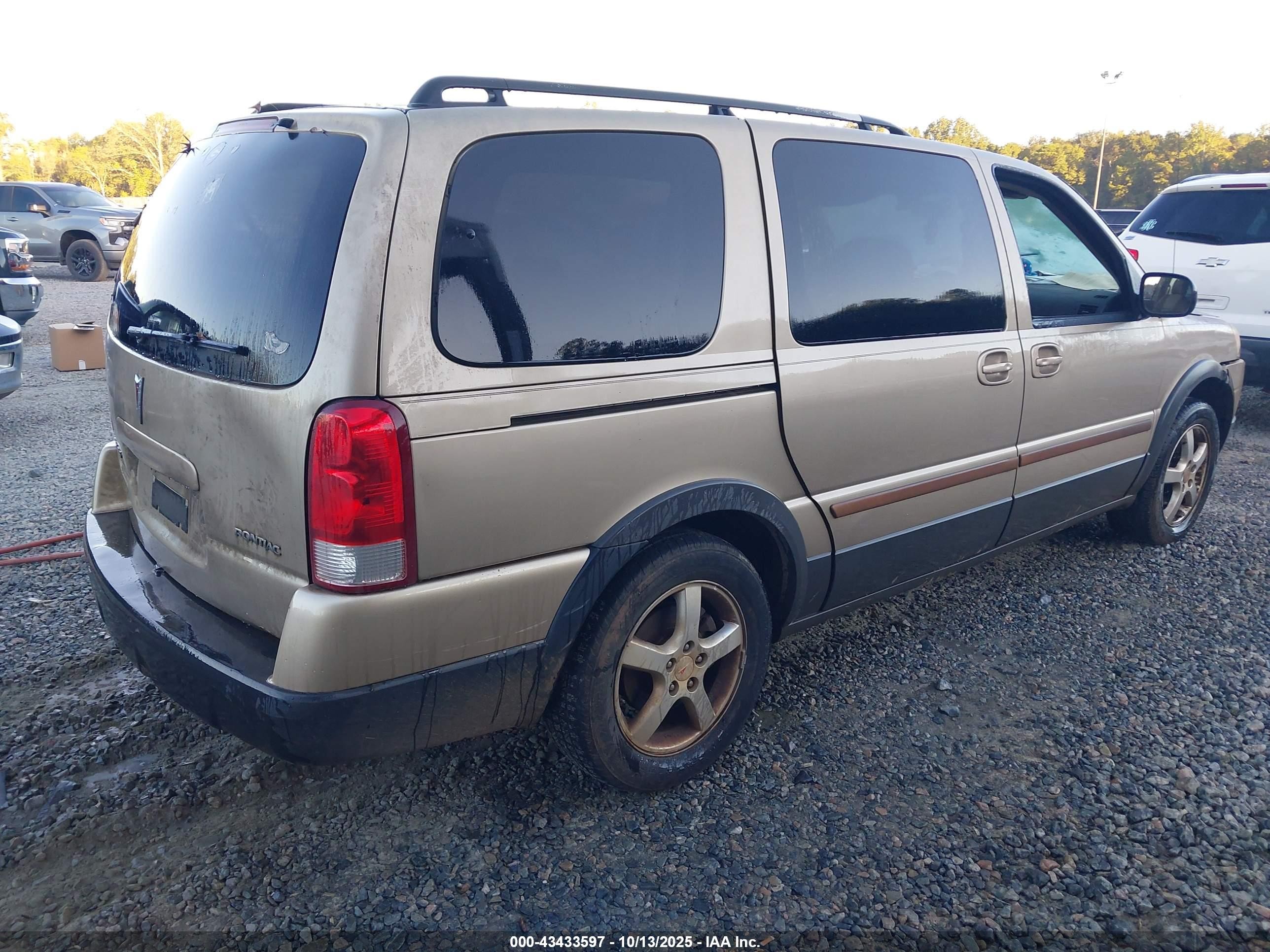 2005 Pontiac Montana Sv6 Fwd Желто-коричневый vin: 1GMDV33L05D290973