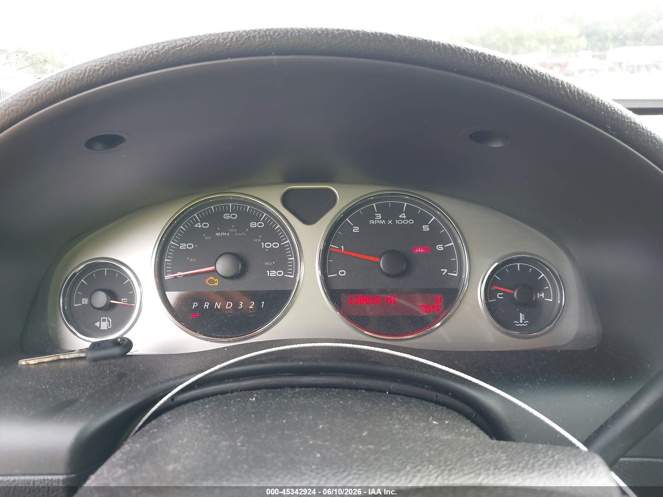 2006 Pontiac Montana Sv6   Silver vin: 1GMDV33L06D171824