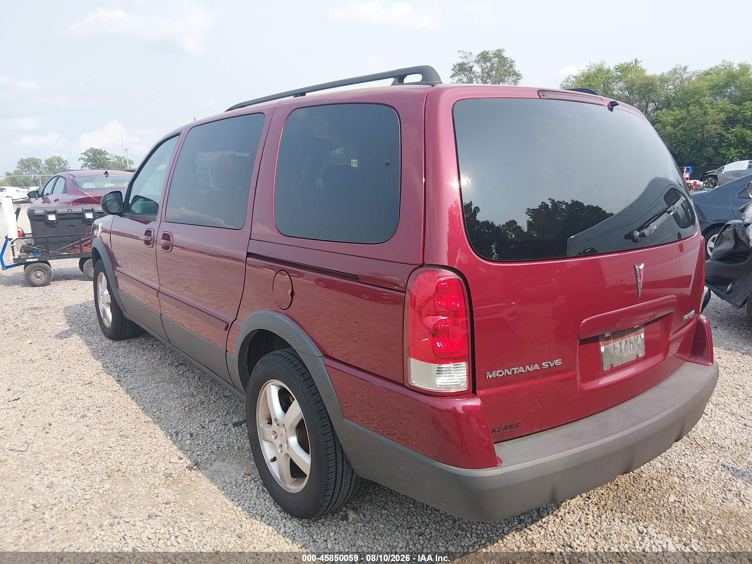 2005 Pontiac Montana Sv6 Fwd Red vin: 1GMDV33L45D255658