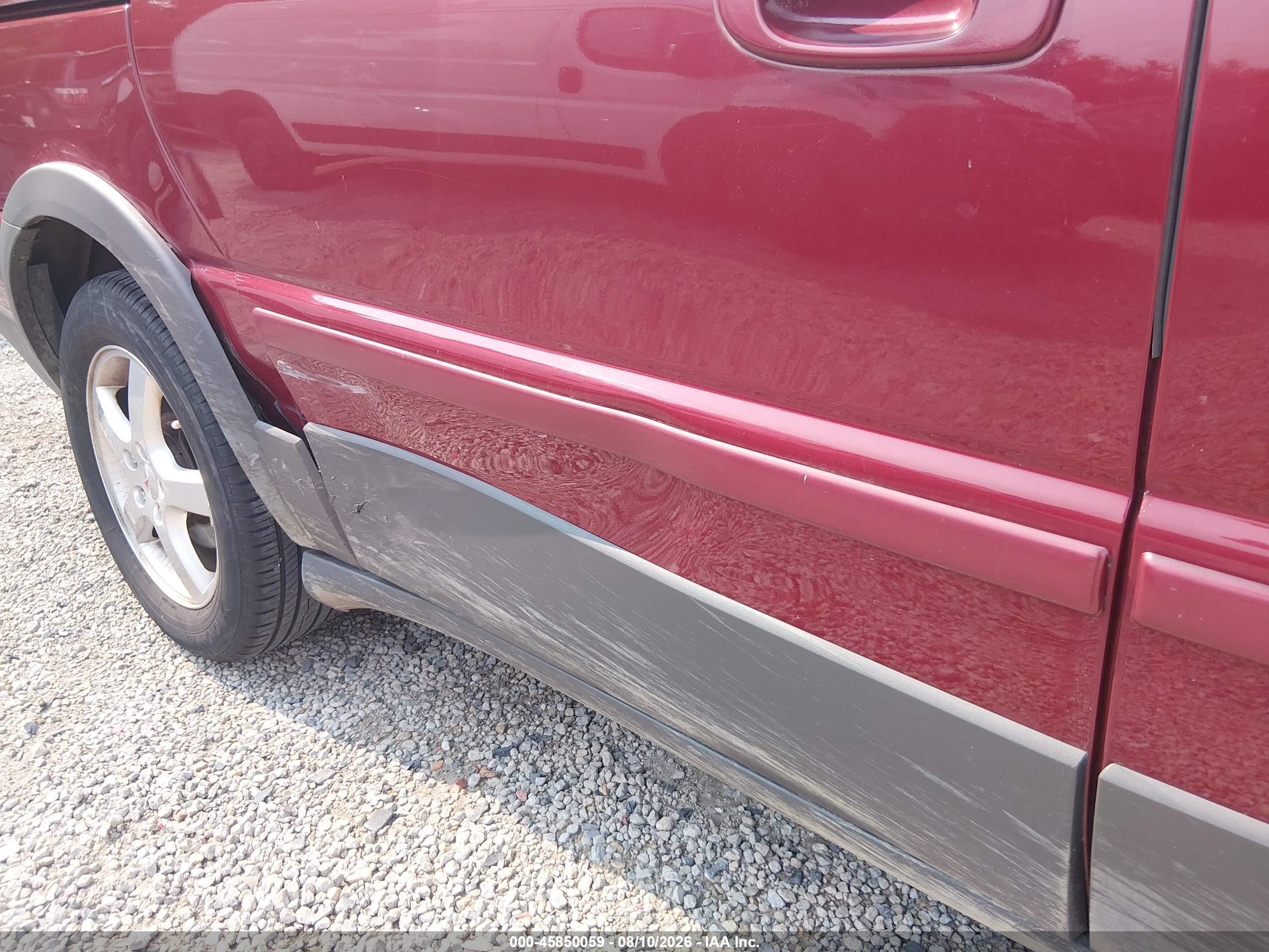 2005 Pontiac Montana Sv6 Fwd Red vin: 1GMDV33L45D255658