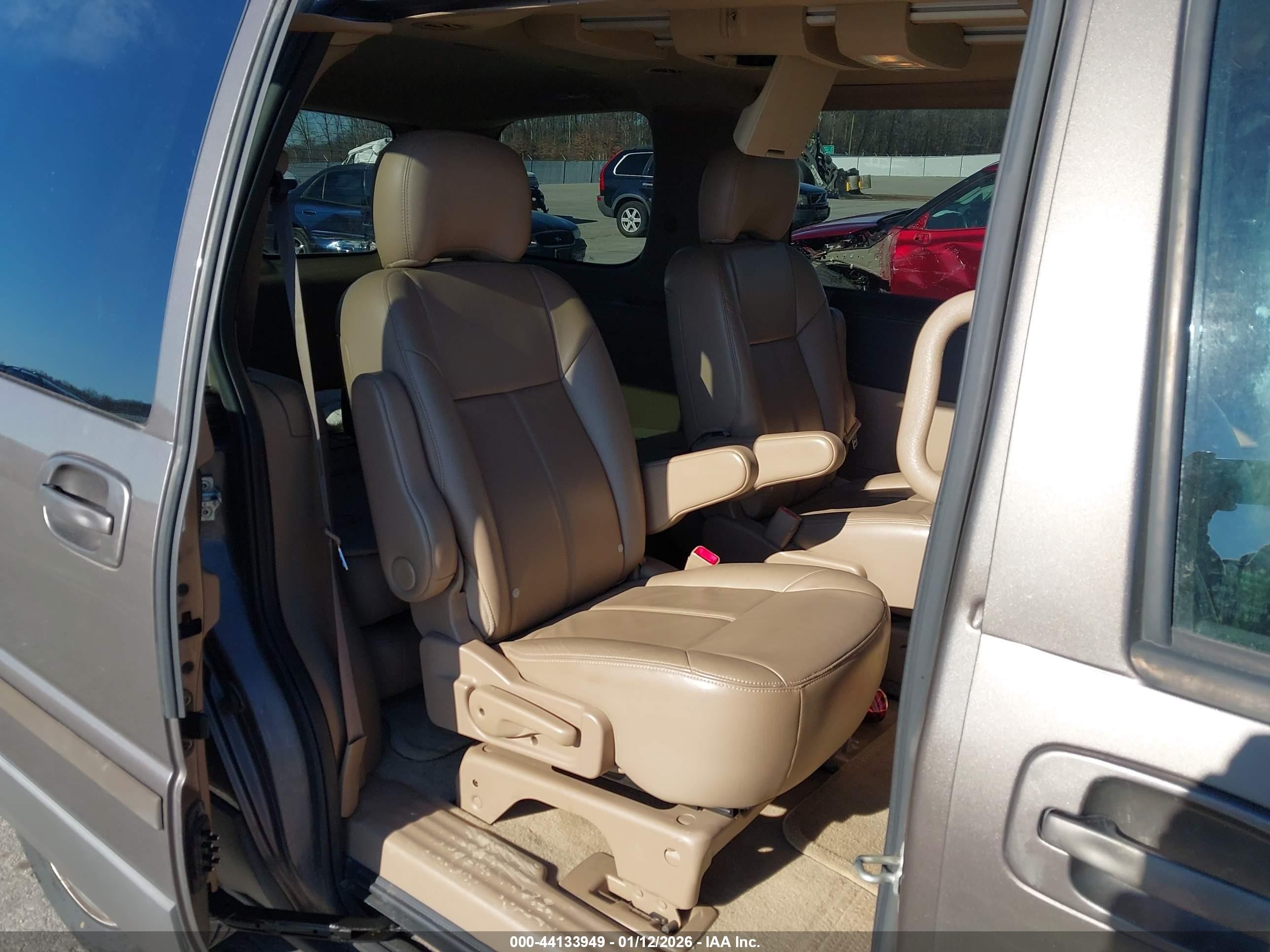 2005 Pontiac Montana Sv6 Fwd Желто-коричневый vin: 1GMDV33LX5D162563