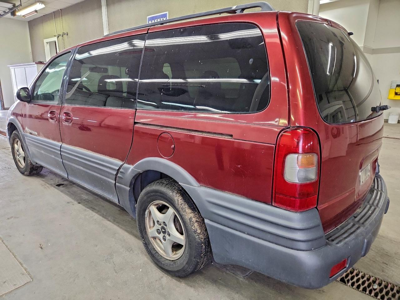 1999 Pontiac Montana / Trans Sport Burgundy vin: 1GMDX03E1XD311536