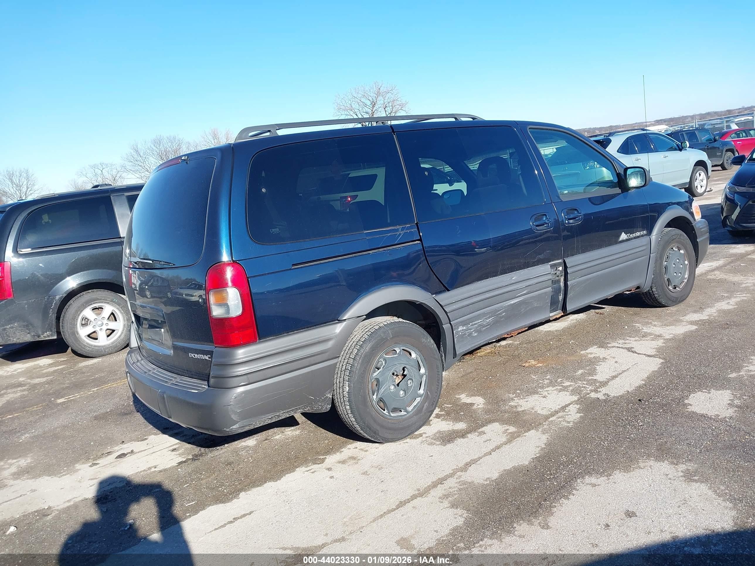 2002 Pontiac Montana M16 W/1sa Pkg./m16 W/1se Pkg. Blue vin: 1GMDX03E52D311953