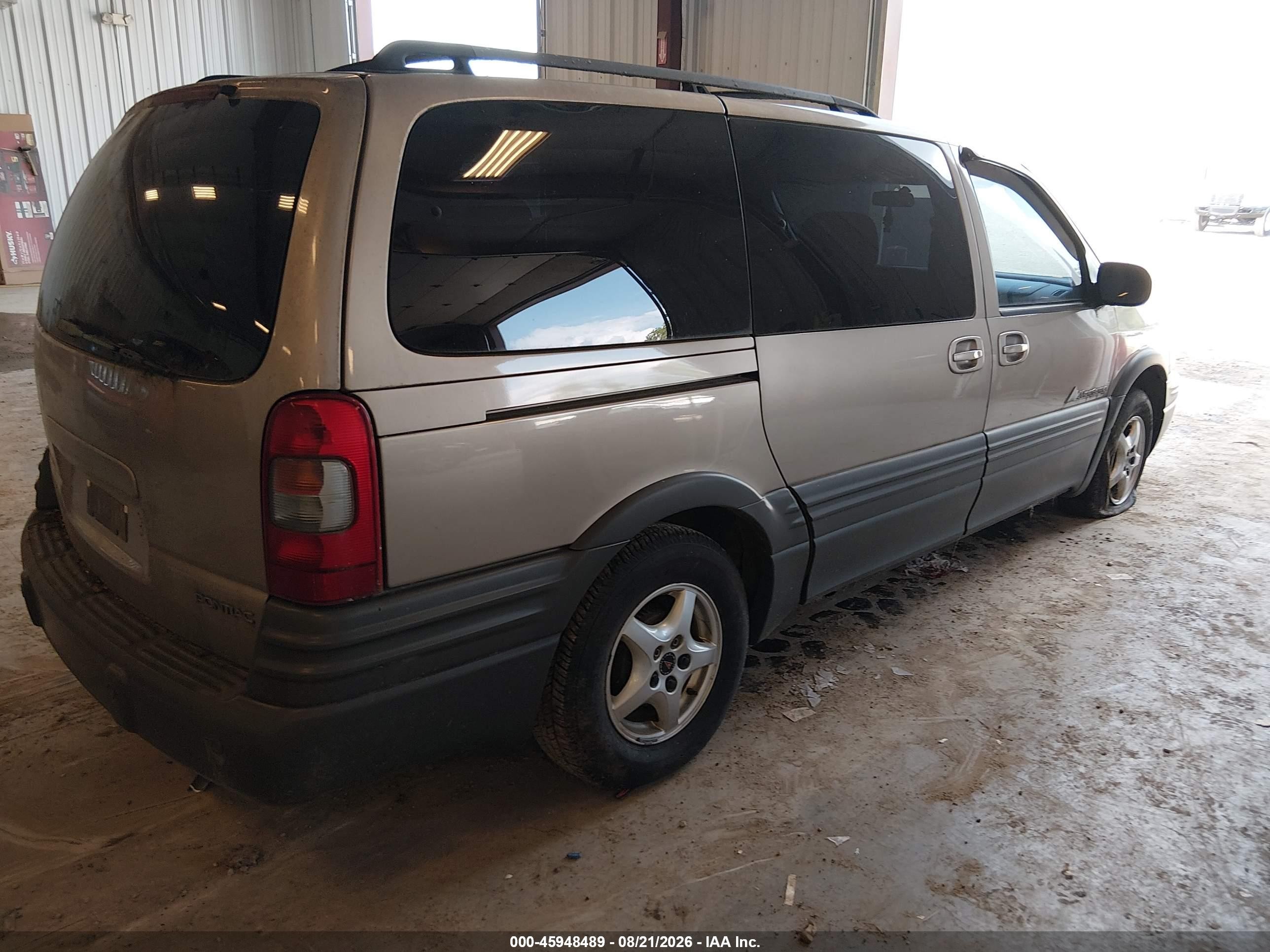 2004 Pontiac Montana M16 W/1sa Pkg. Tan vin: 1GMDX03E64D160365