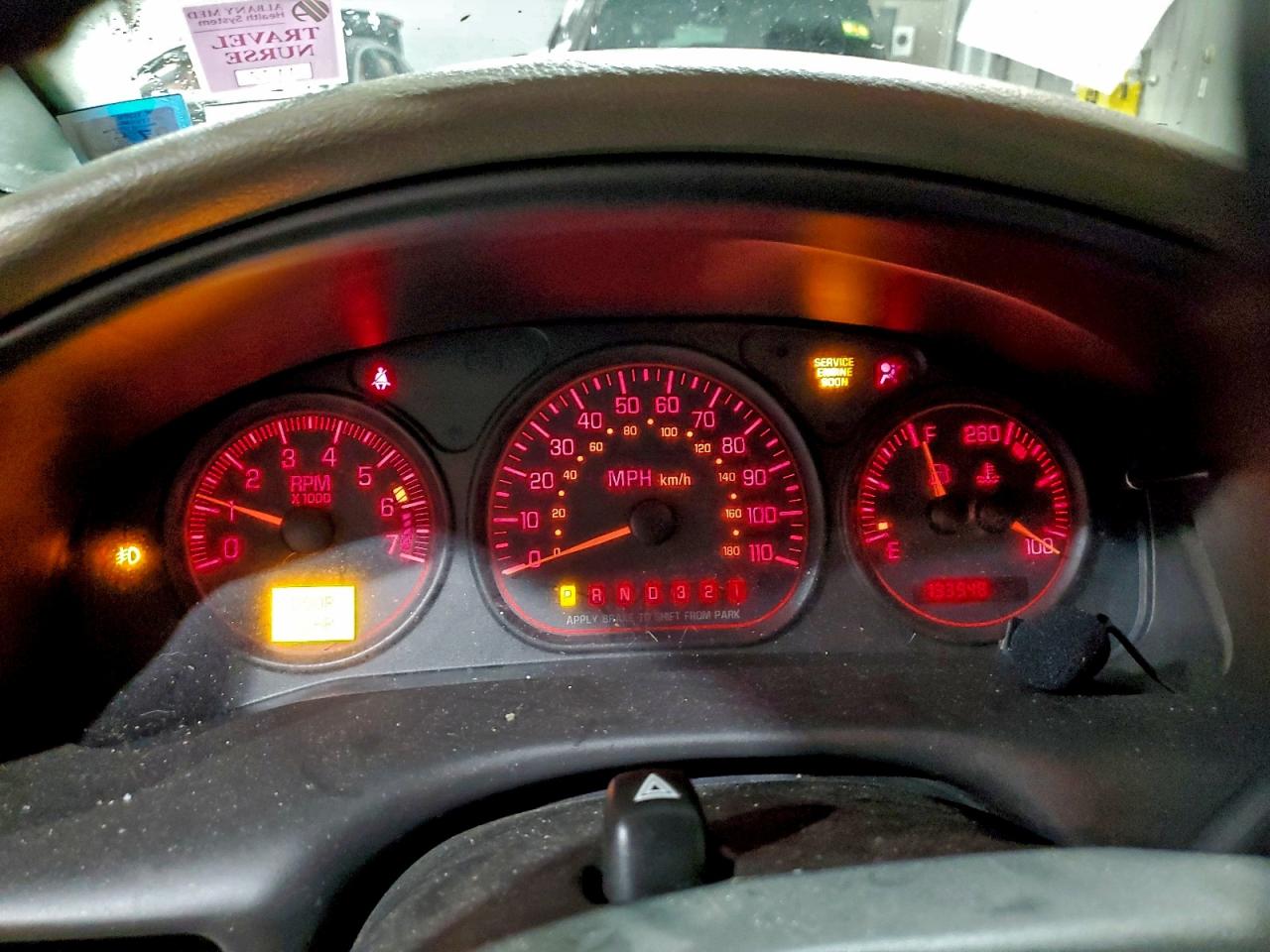 2002 Pontiac Montana Red vin: 1GMDX03E72D305829