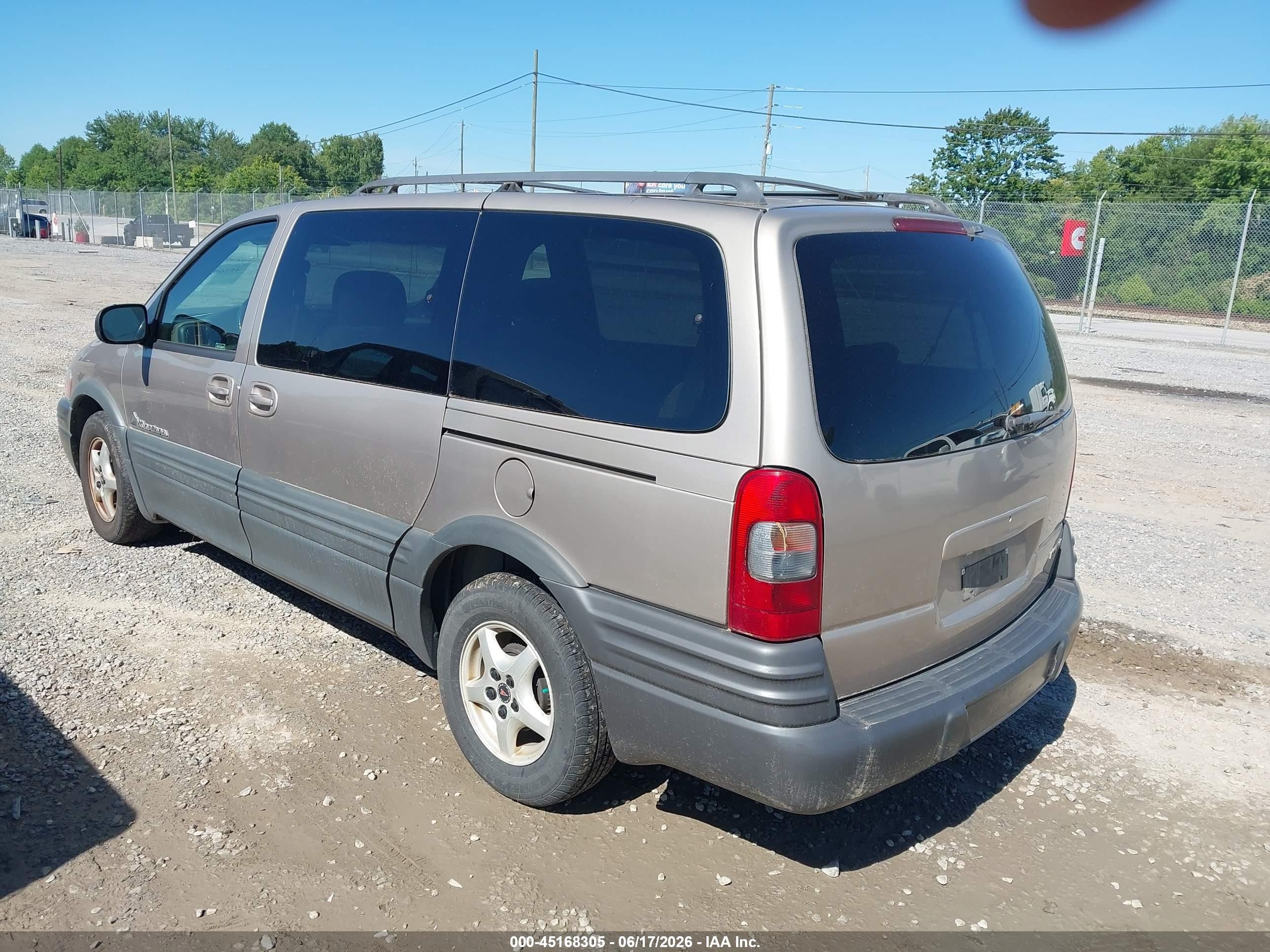 2003 Pontiac Montana M16 W/1sa Pkg. Tan vin: 1GMDX03E73D256679