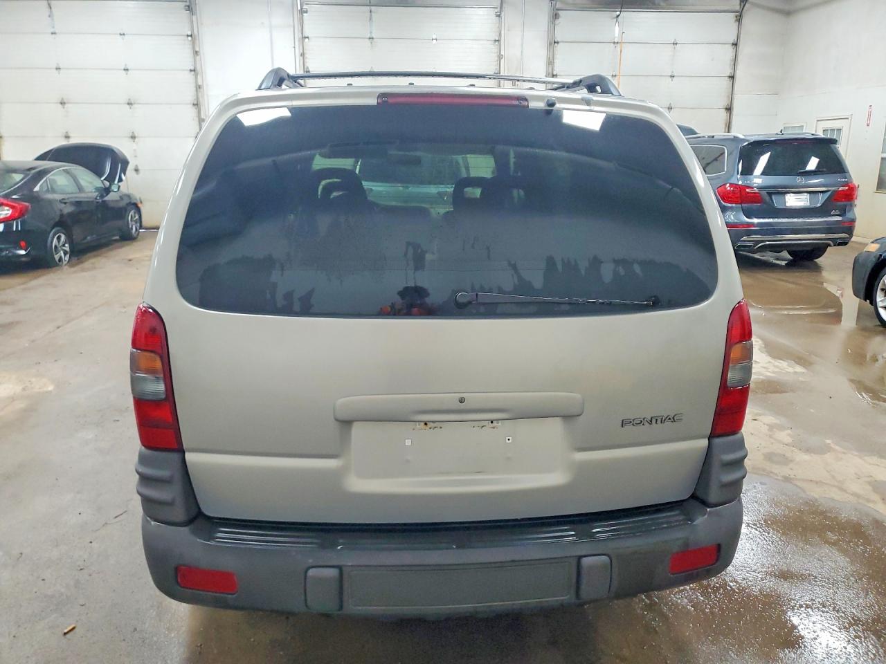 2000 Pontiac Montana Gray vin: 1GMDX03E8YD110962