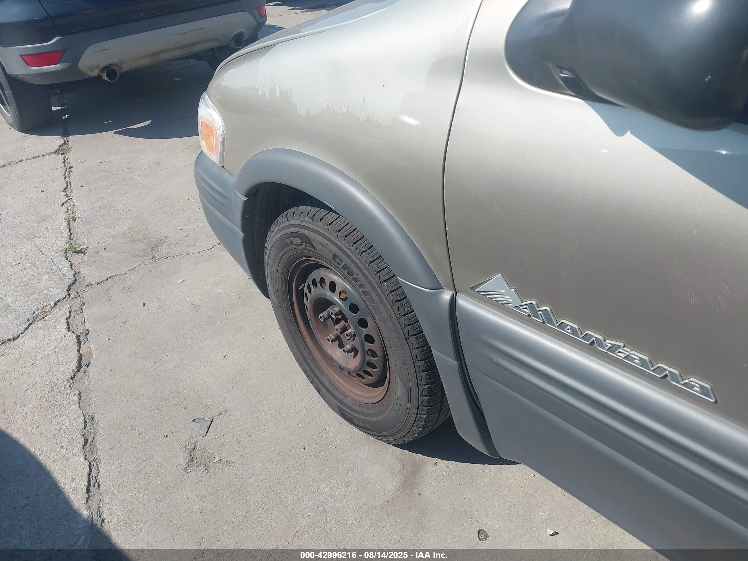 2000 Pontiac Montana M16 Tan vin: 1GMDX03E8YD321000