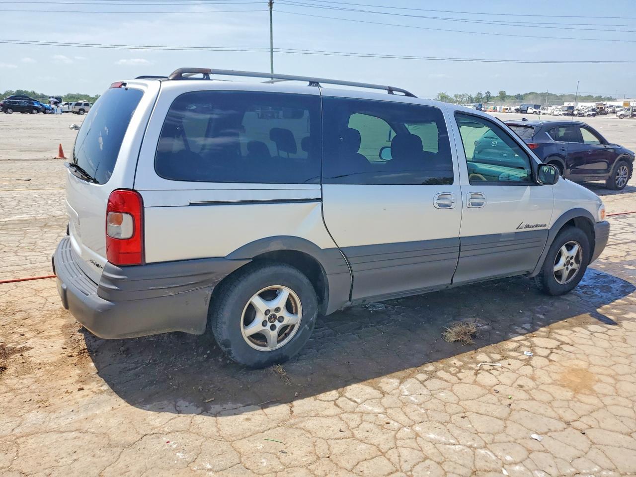 2003 Pontiac Montana Silver vin: 1GMDX03EX3D226916