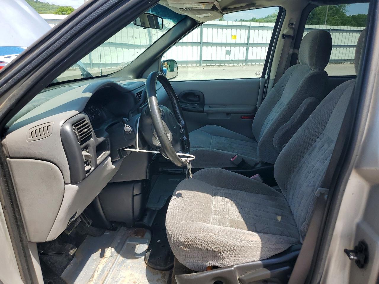 2003 Pontiac Montana Silver vin: 1GMDX03EX3D226916