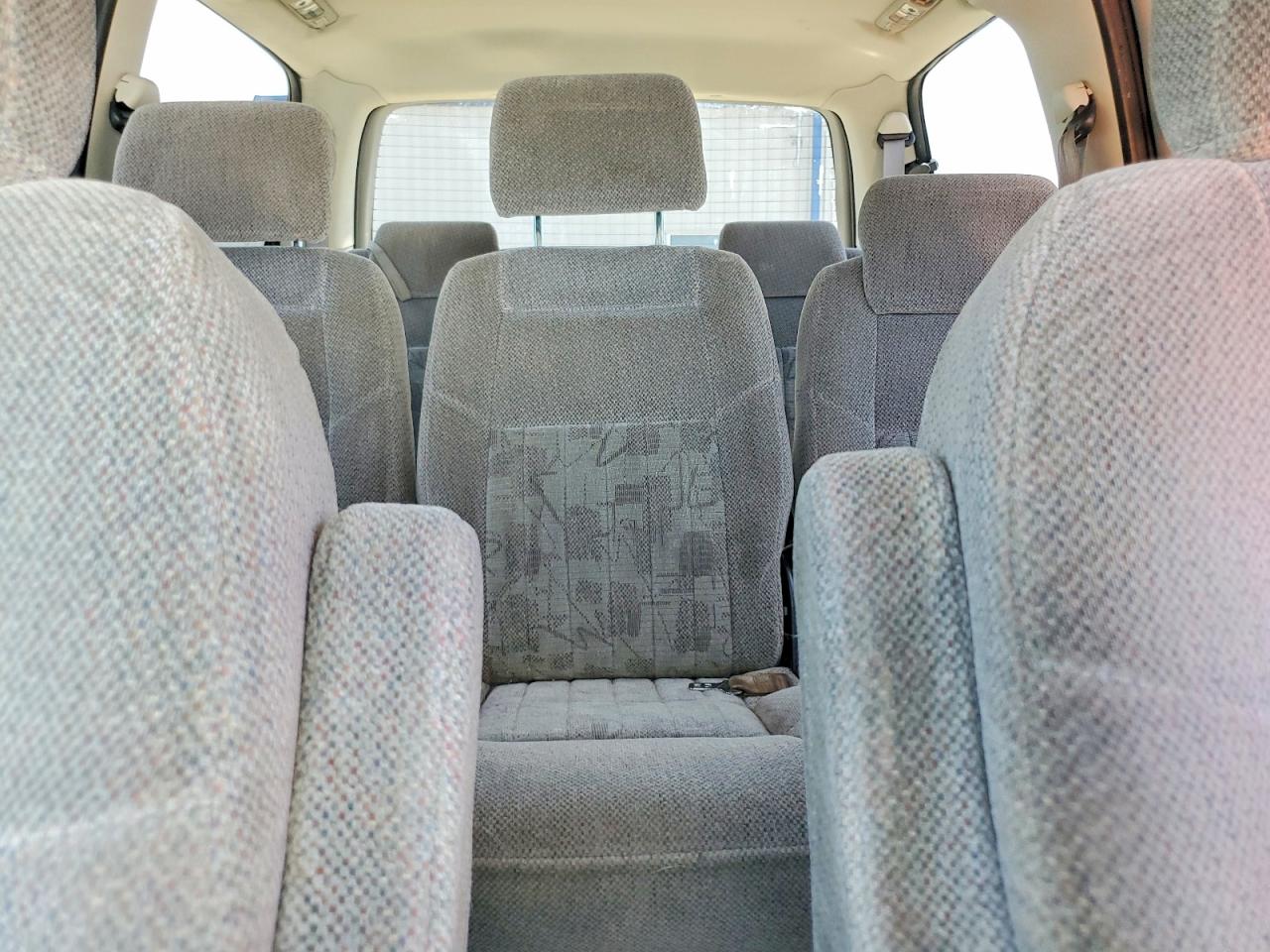 2003 Pontiac Montana Silver vin: 1GMDX03EX3D226916
