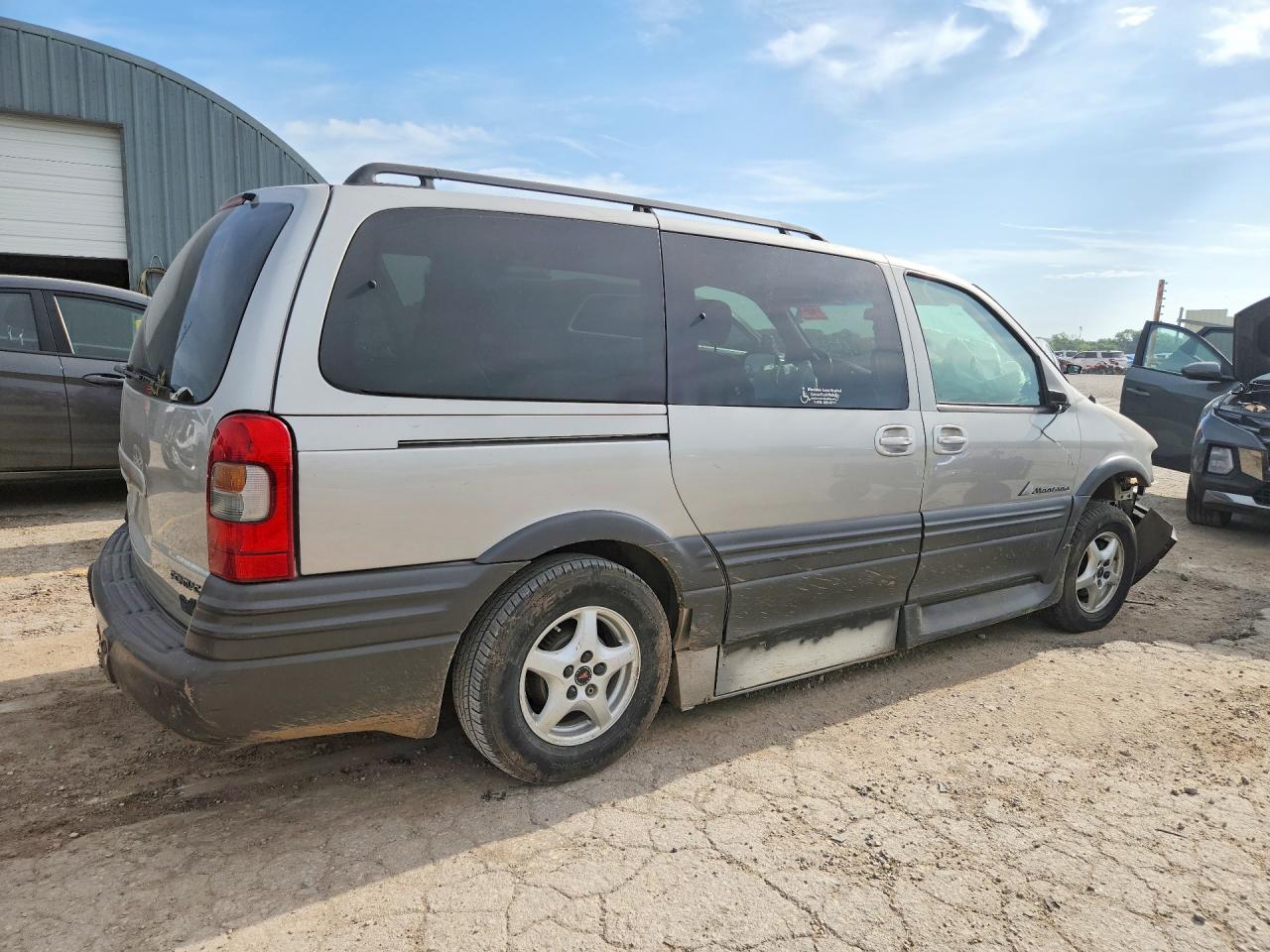 2004 Pontiac Montana Gray vin: 1GMDX03EX4D121861