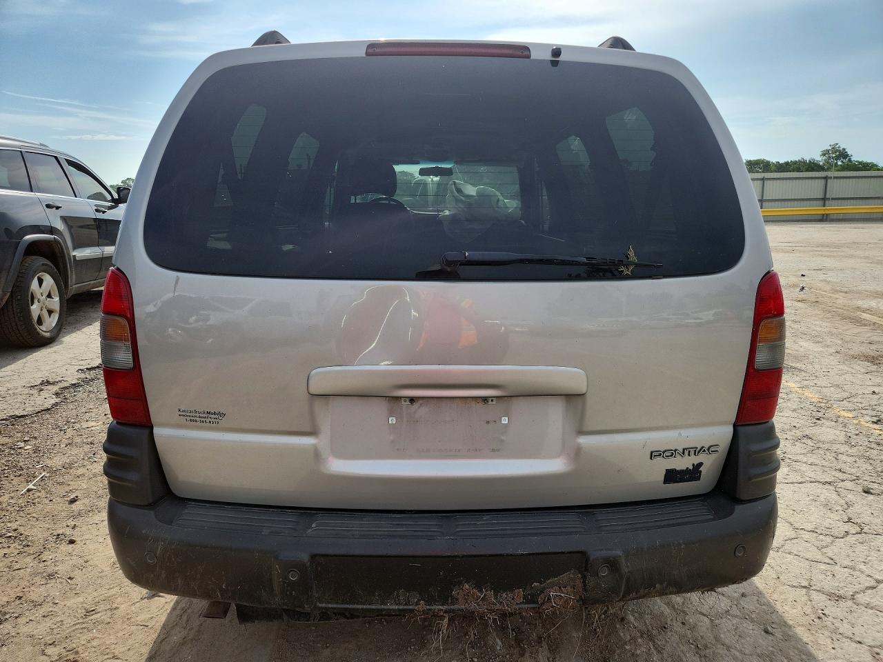 2004 Pontiac Montana Gray vin: 1GMDX03EX4D121861