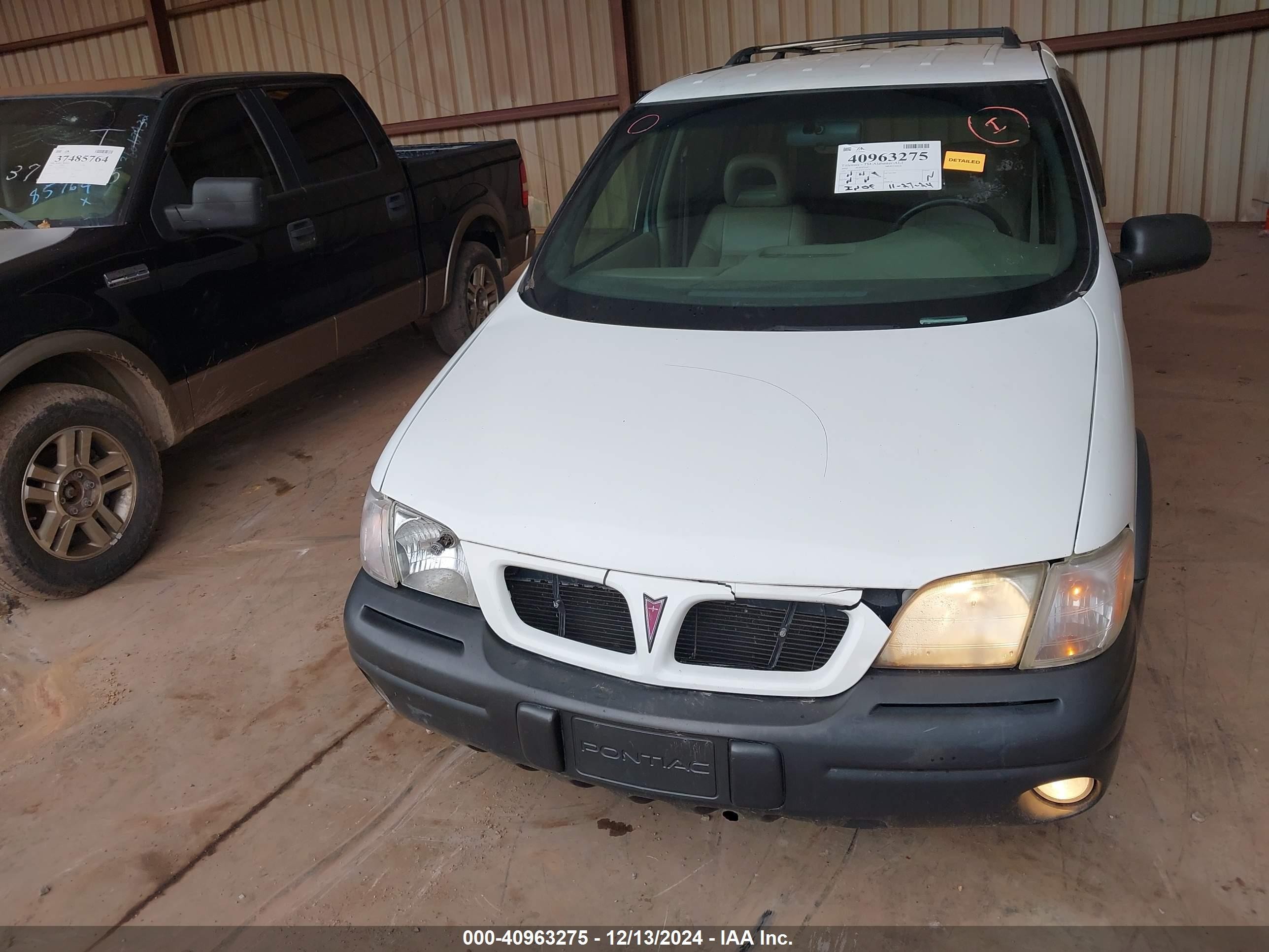 2000 Pontiac Montana M16 Белый vin: 1GMDX03EXYD124376